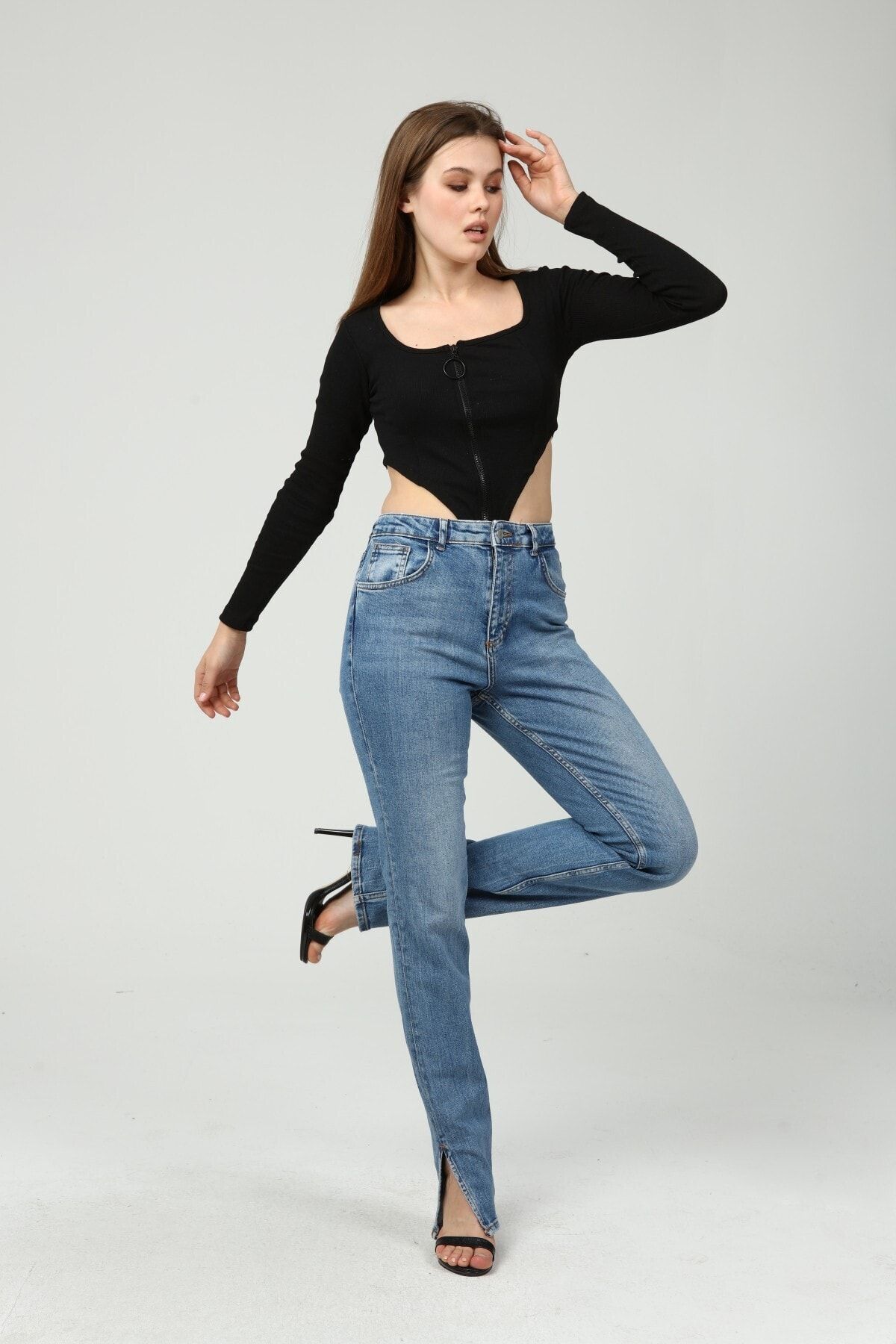 diaves Kadın Paçası Yırtmaçlı Denim Rengi Renk Jean