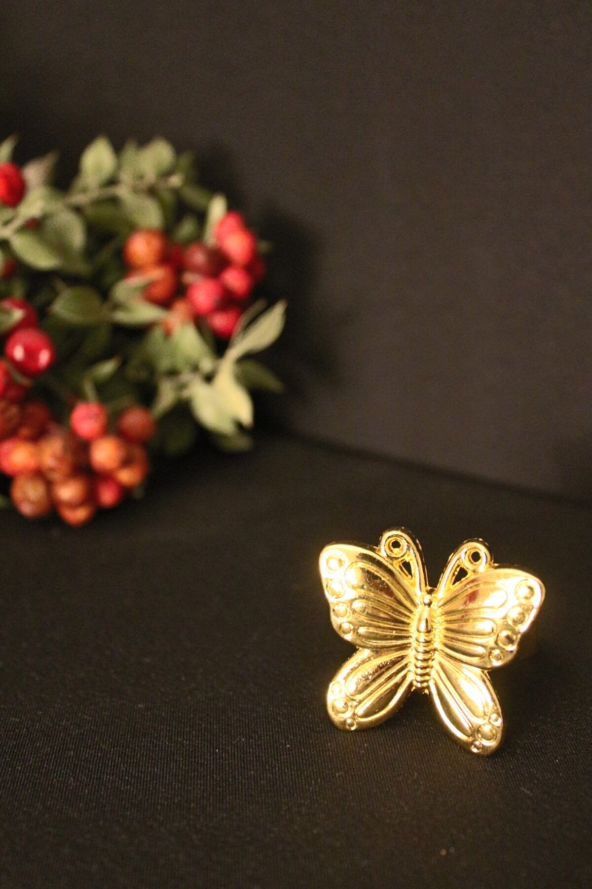 MY1COMPANY Kelebek Desenli Gold Renkli 4'lü Peçete Yüzüğü