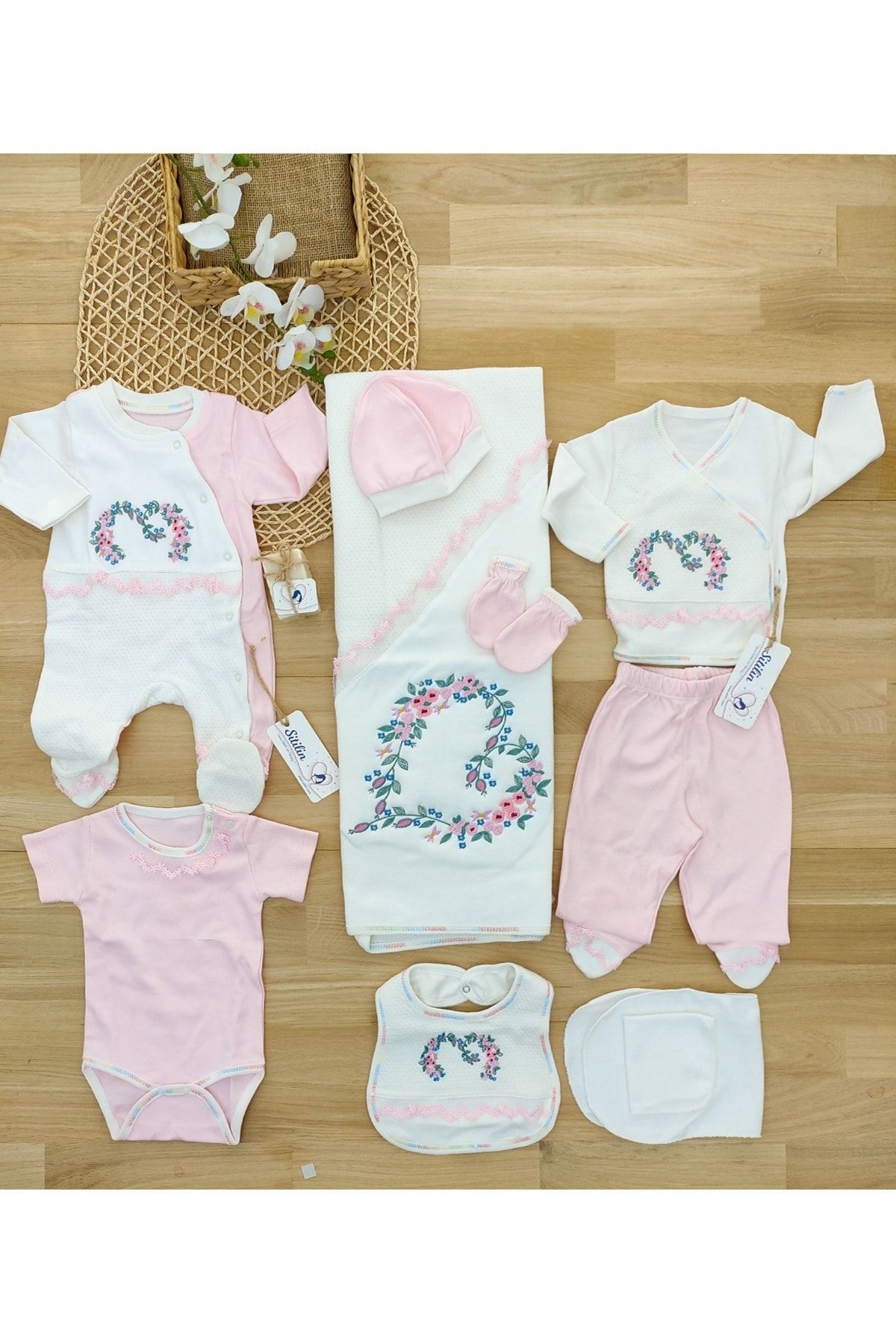 Sitilin Kız Bebek Natural Işlemeli Hastane Çıkışı 10 Lu Nzıbın Seti Yenidoğan