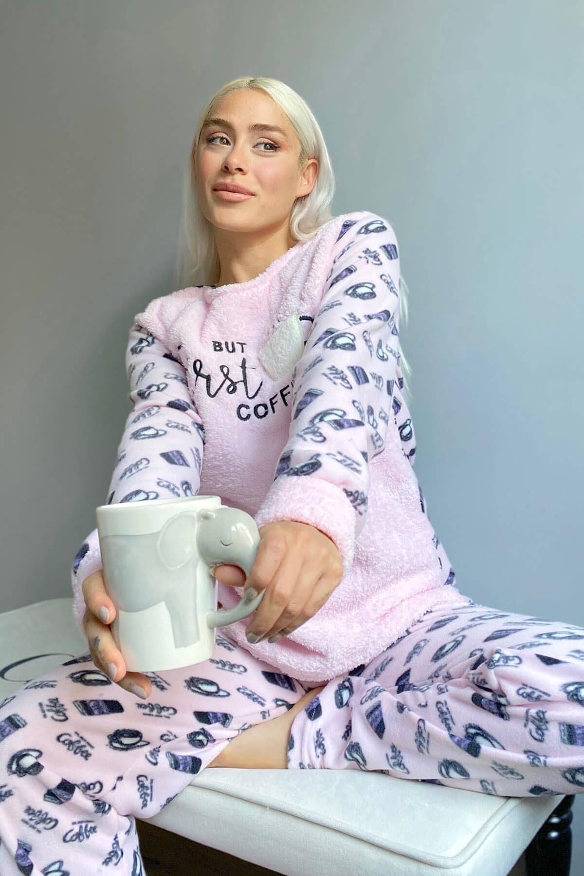 Pijamaevi Toz Pembe First Desenli Kadın Peluş Pijama Takımı