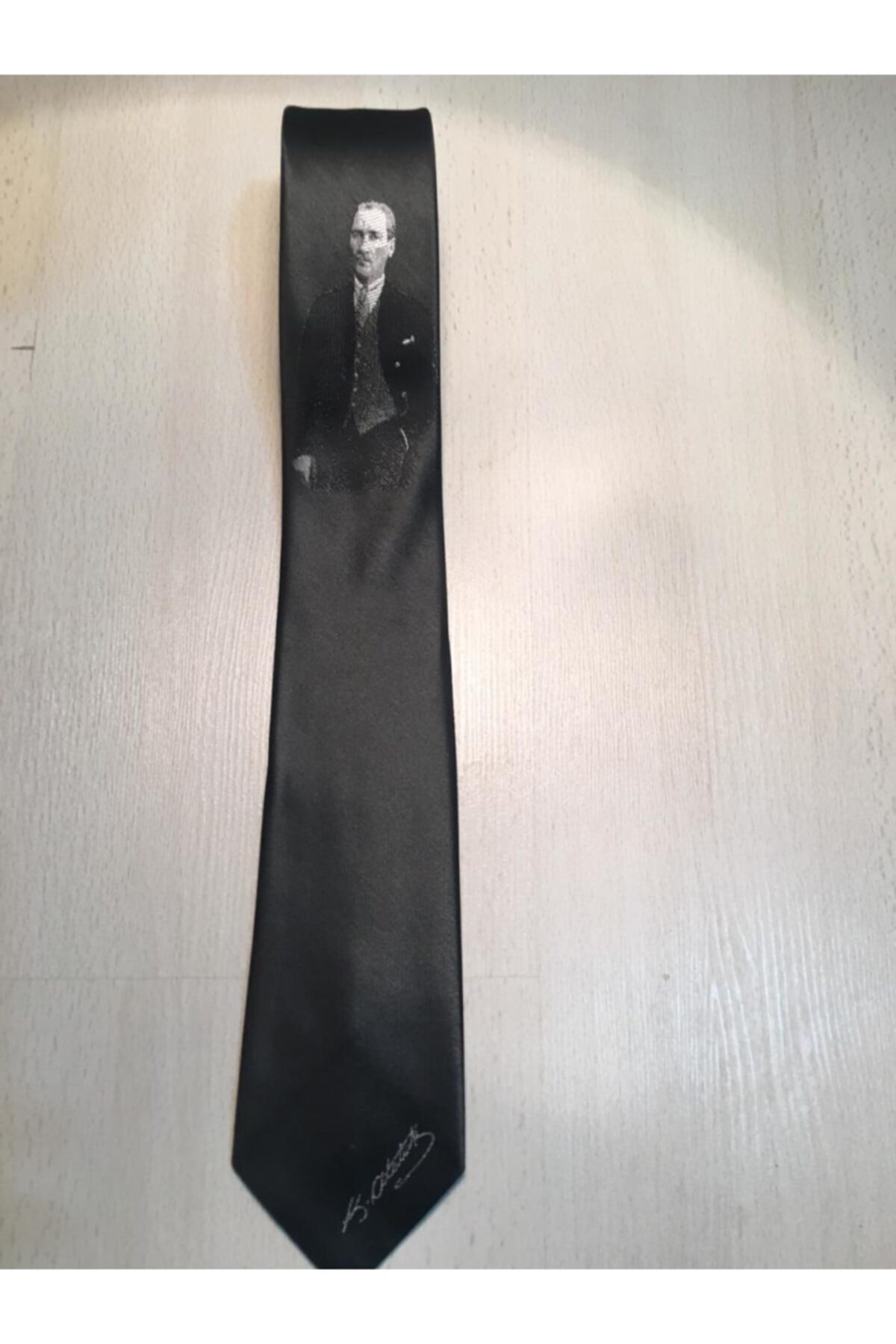 Herşey Nota Atatürk Kravat Siyah