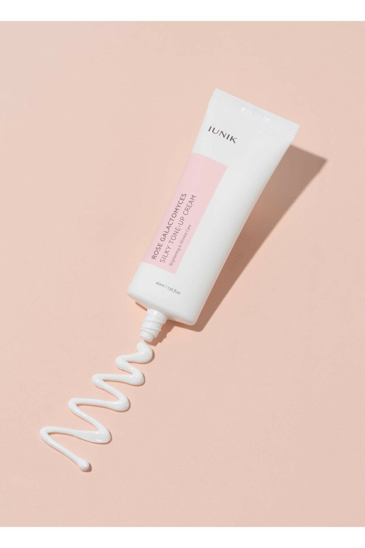 iUNIK Iunık Rose Galactomyces Silky Tone Up Cream 40 Ml.