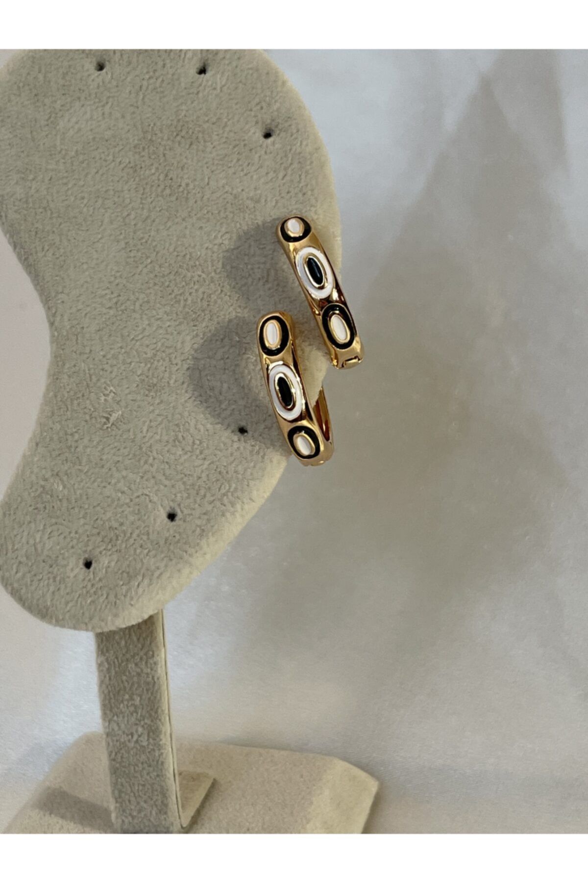 SAJA JEWELRY Çelik Mineli Halka Küpe