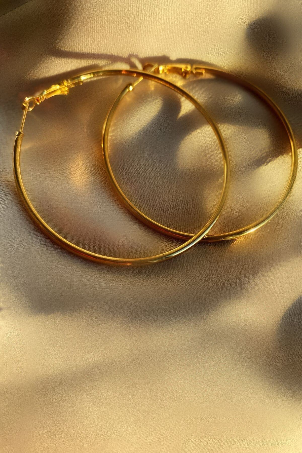 Briella Halka Gold Küpe