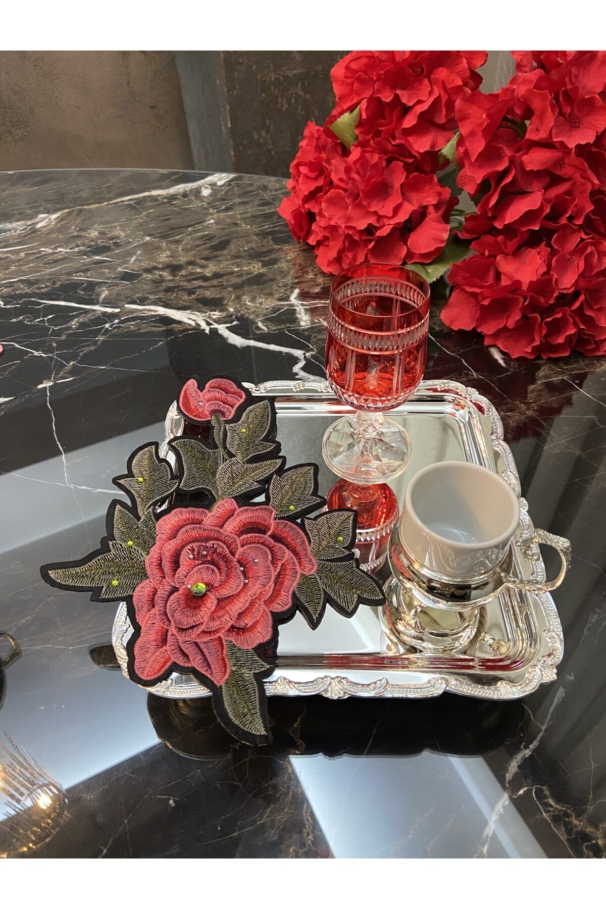 ELİTHOMEDEKOR Red Rose 2 'li Kokteyl Peçete