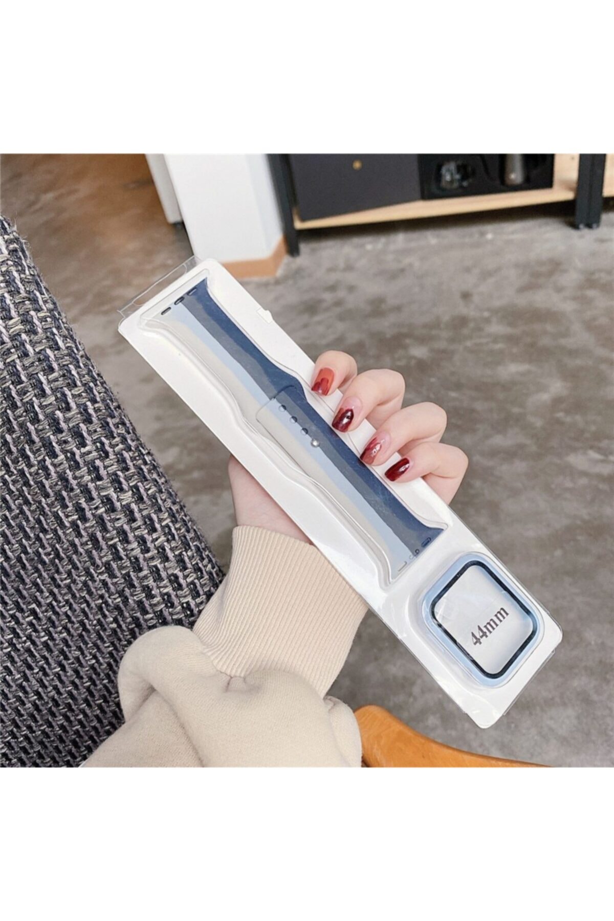 Apple Watch 42mm 2 3 4 5 6 Se Seri Uyumlu Renkli Silikon Kordon + Camlı Kasa Koruyucu