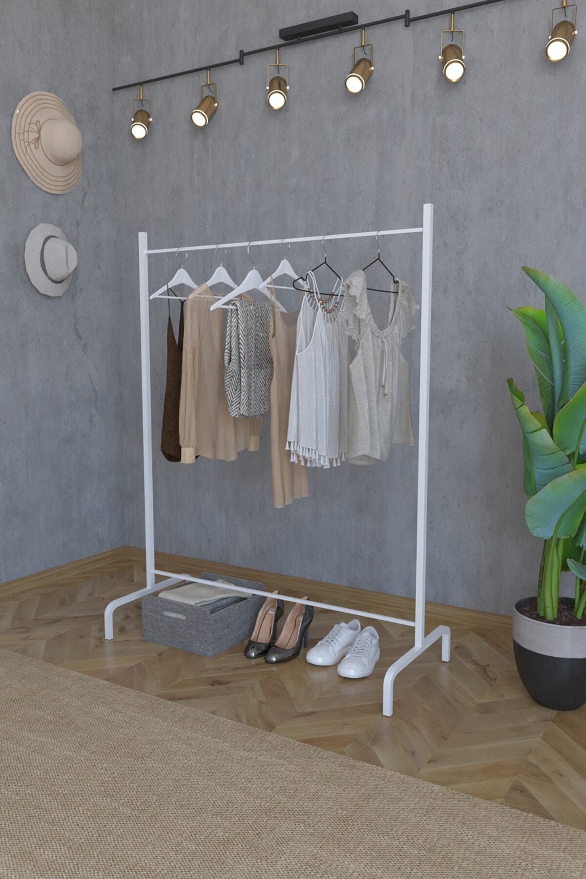 navis home ayakli askilik konfeksiyon askisi metal konfeksiyon elbise askiligi esek askilik beyaz fiyati yorumlari trendyol