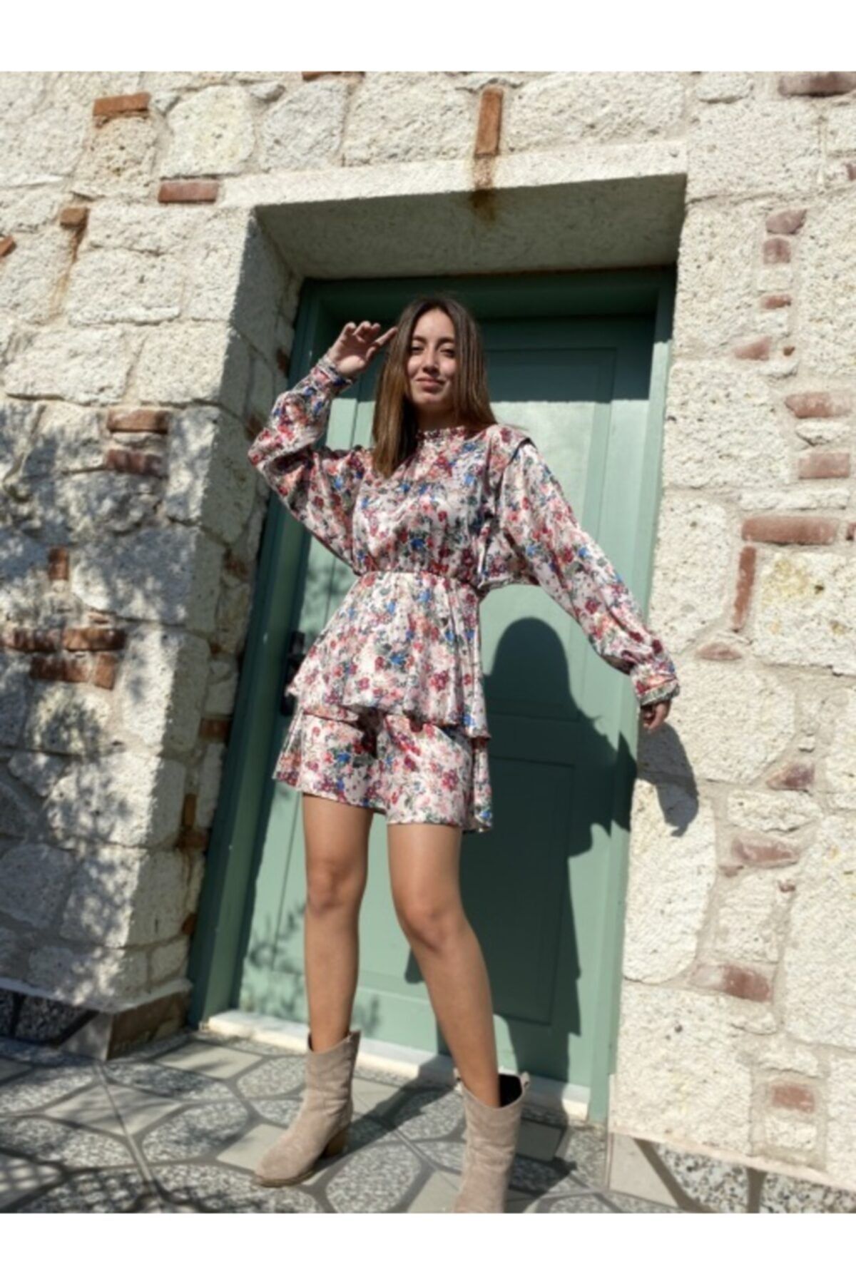 alacati deniz butik kadin ekru romantik yaka cicek desenli elbise fiyati yorumlari trendyol