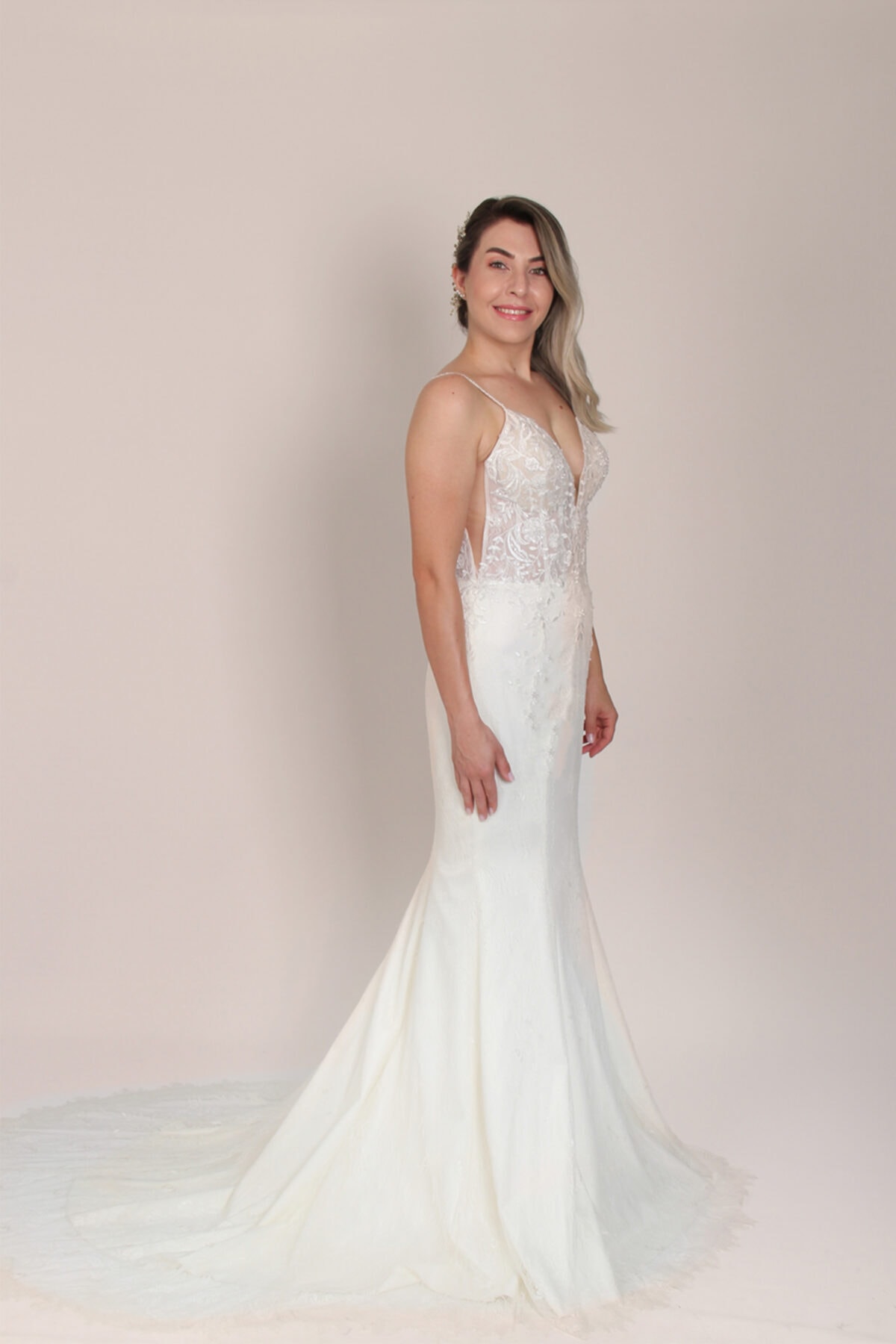 Ladychic Balık Ip Askılı Transparan Dantel Gelinlik