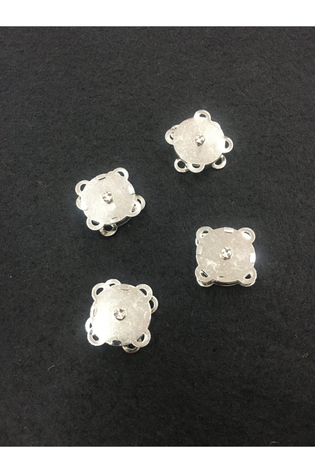 karantuhafiye Dikmeli Mıknatıs Gümüş 4 Lü Set