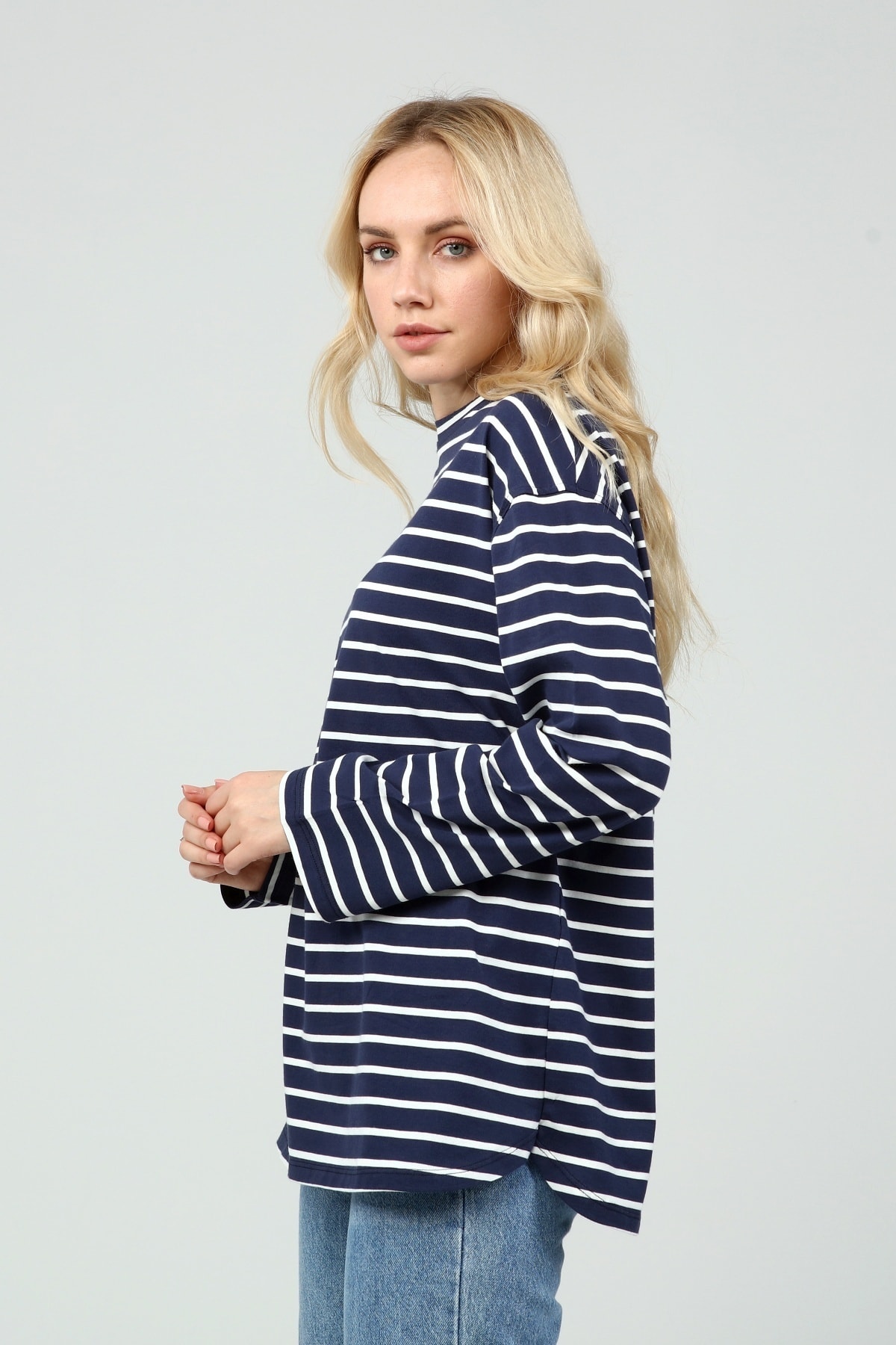 BASICA Lacivert Çizgili Uzun Kollu Bisiklet Yaka Oval Kesim Basic Oversize T-shirt