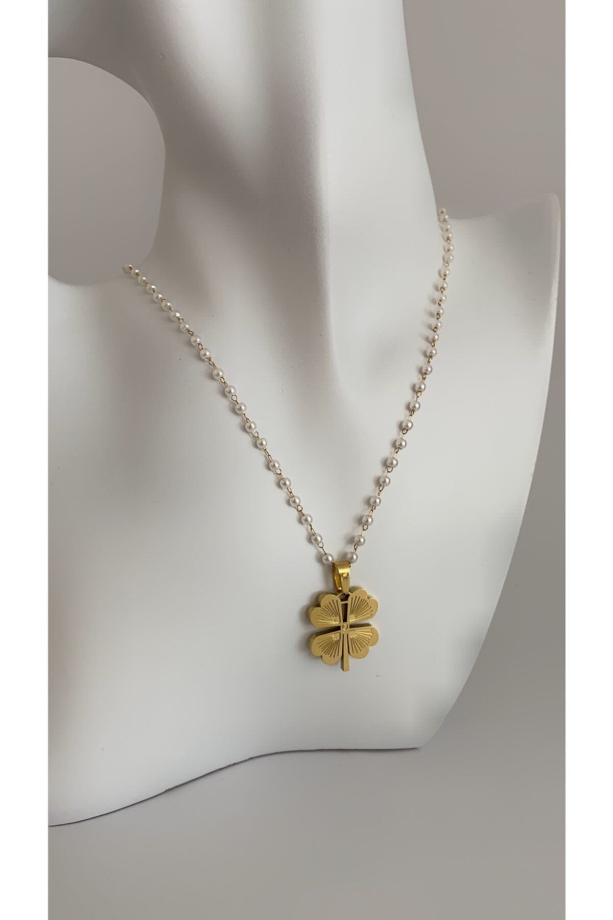 Âlâ Atelier Kararmaz Solmaz Inci Zincirli Yonca Uçlu Çelik Kolye Gold