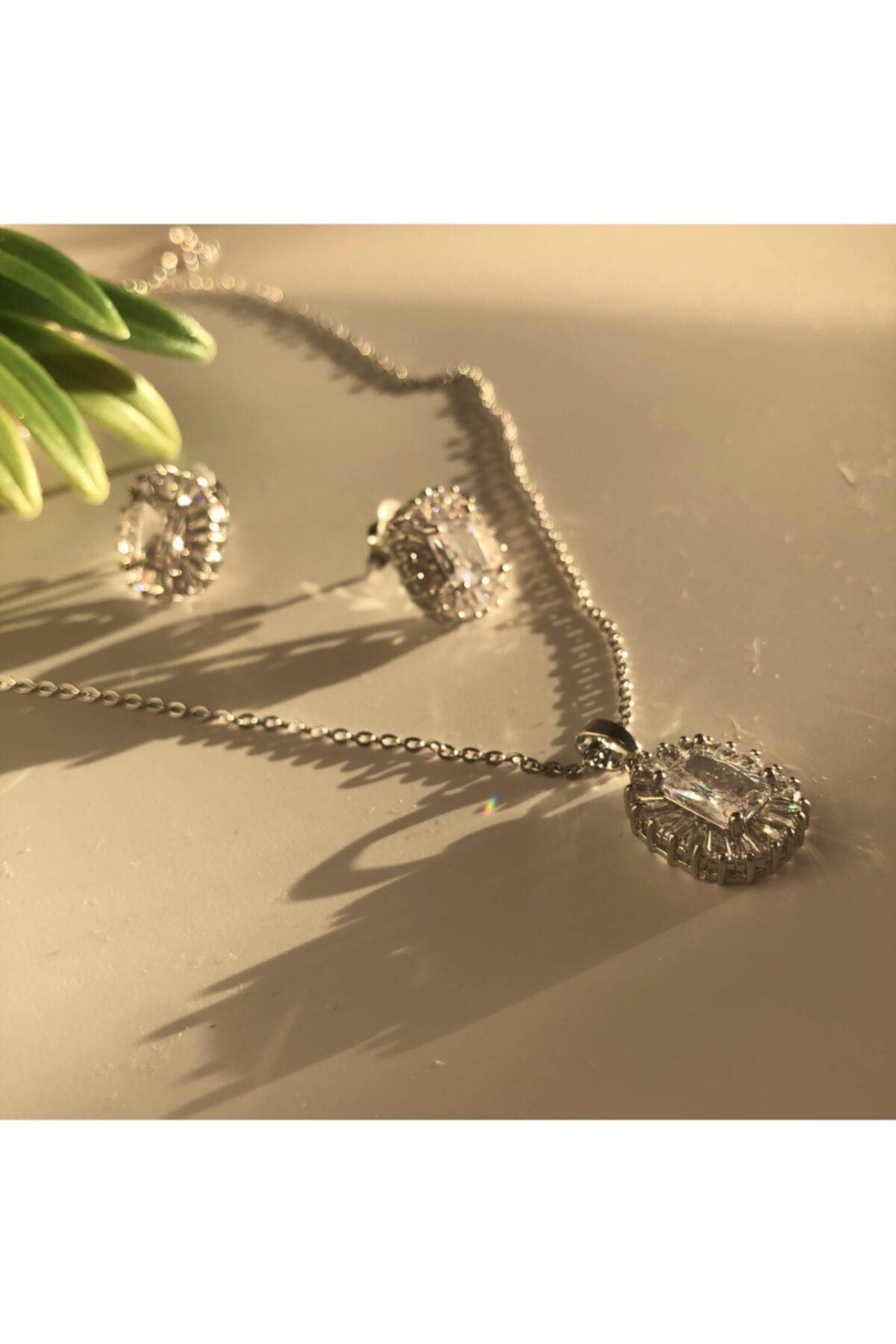 İREMS JEWELRY Irms Swarovski Çelik Kolye Küpe Set