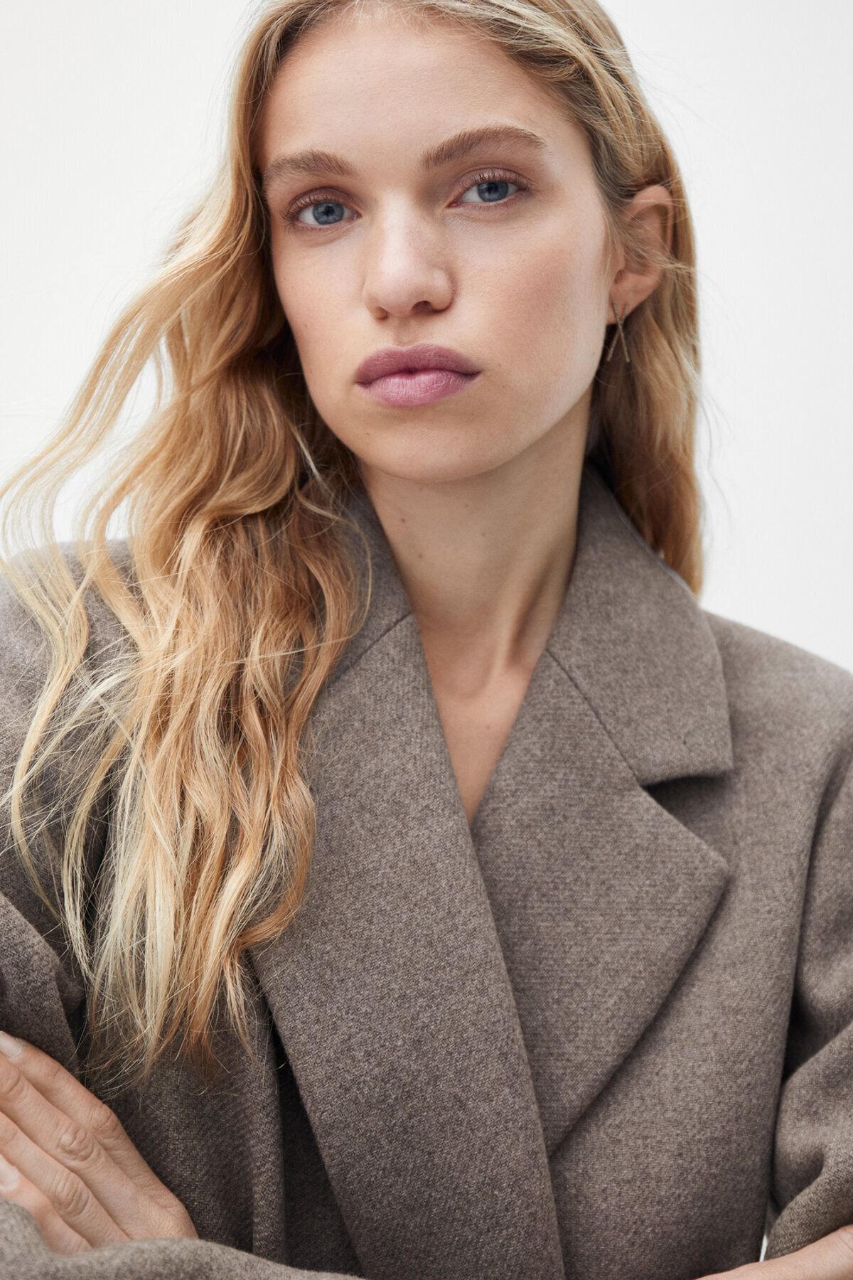 Massimo Dutti Uzun Vizon Yünlü Kaban