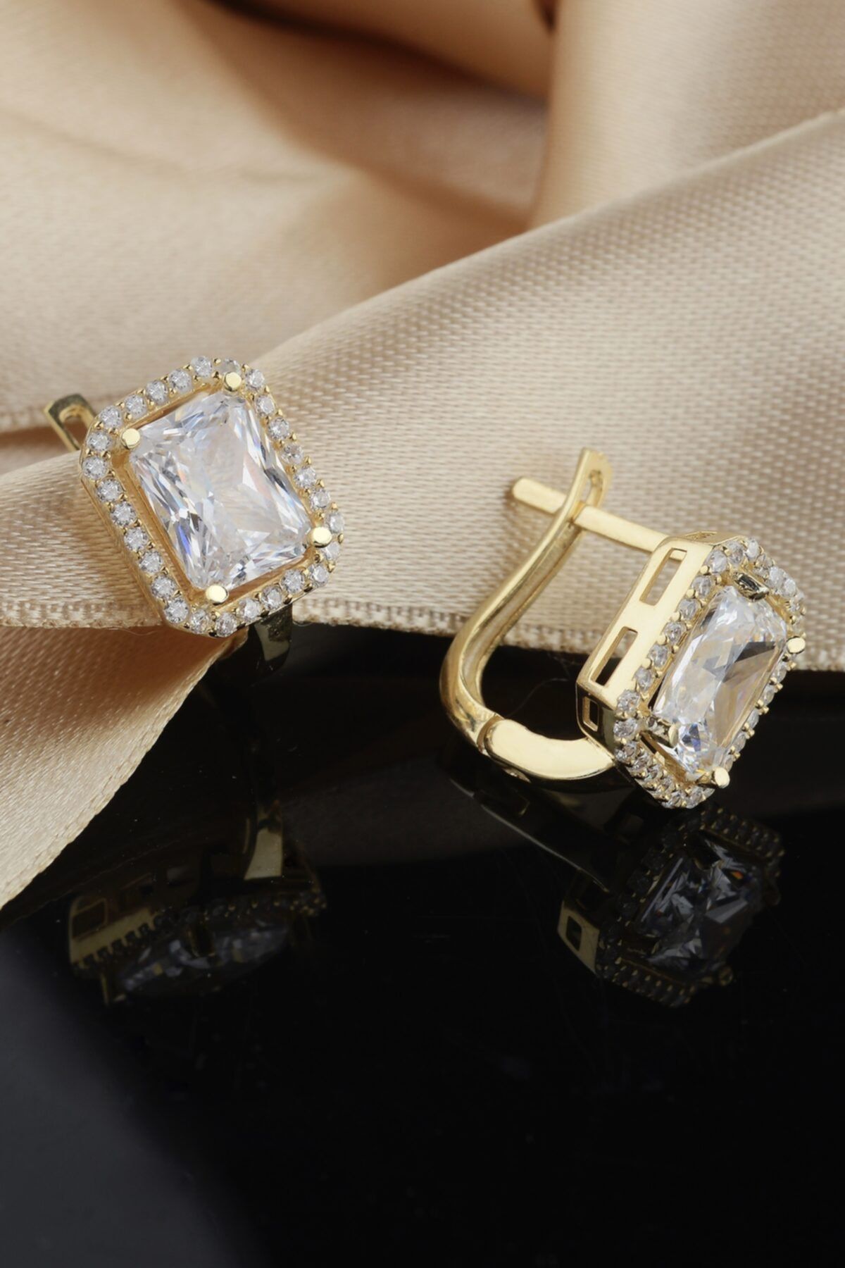 Marylebone Silver Baget Taşlı Altın Kaplama Gümüş Küpe