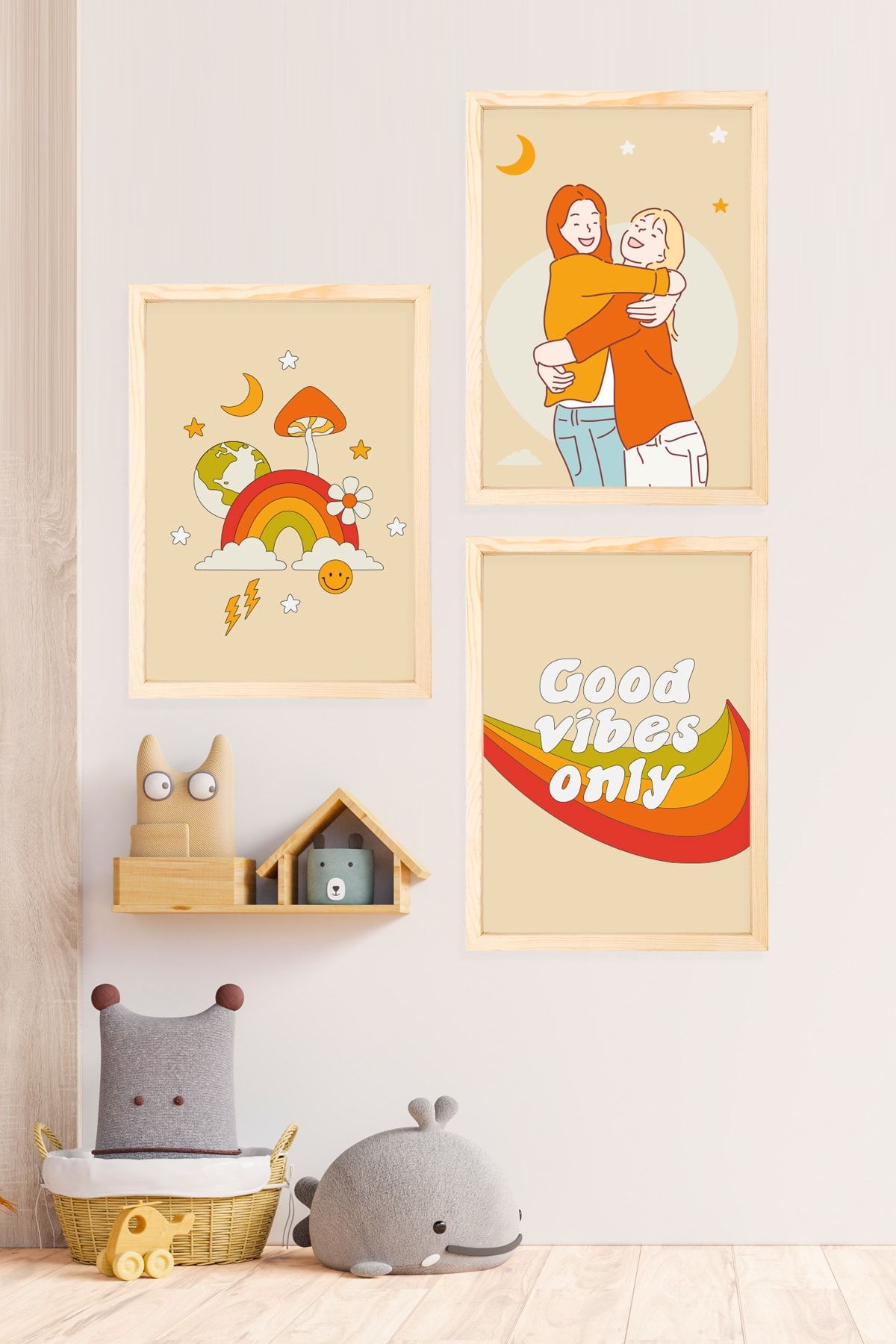 Vela Gifting Ahşap Çerçeveli Arkadaşım 3 Adet 33 X 44cm Büyük Boy Çerçeveli Bebek, Çocuk Odası Tablo
