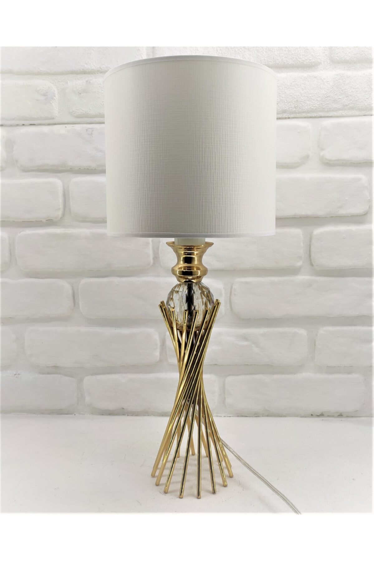 365GUNSERİSONU Gold Kaplama Burgu Metal Ayaklı Kristal Cam Toplu Beyaz Şapkalı Abajur Masa Lambası Model-2