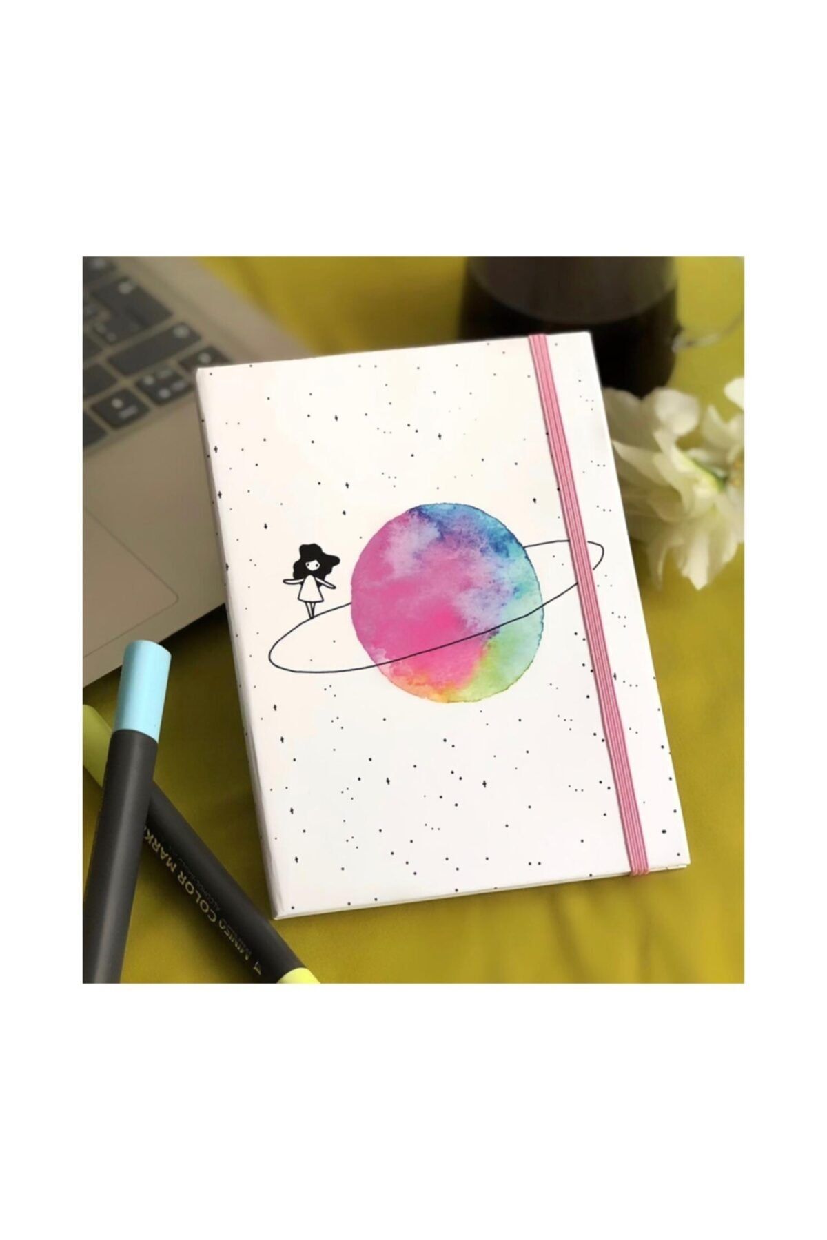 Lolla Box Beyaz Satürn Kız Tasarımlı Lastikli Defter