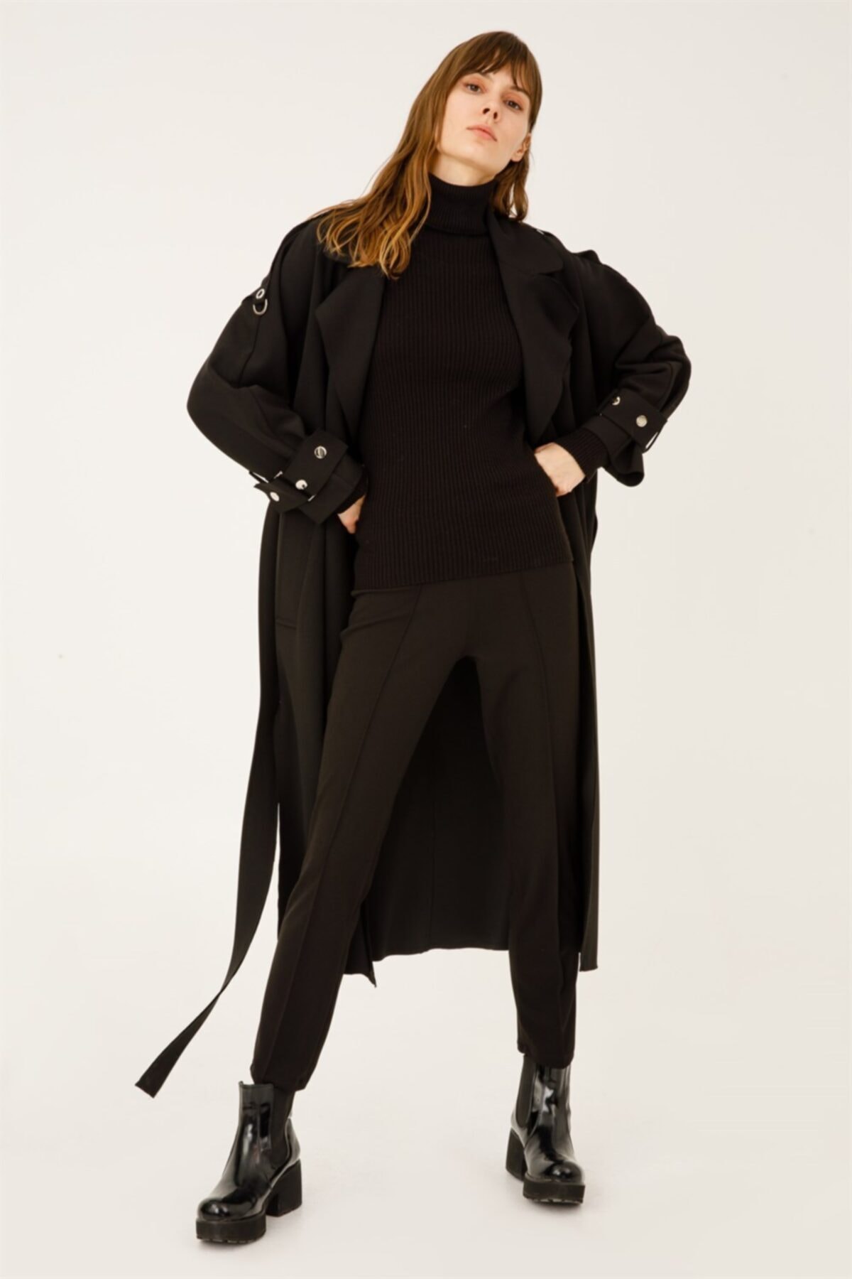 Ghisa Salaş Kap Siyah