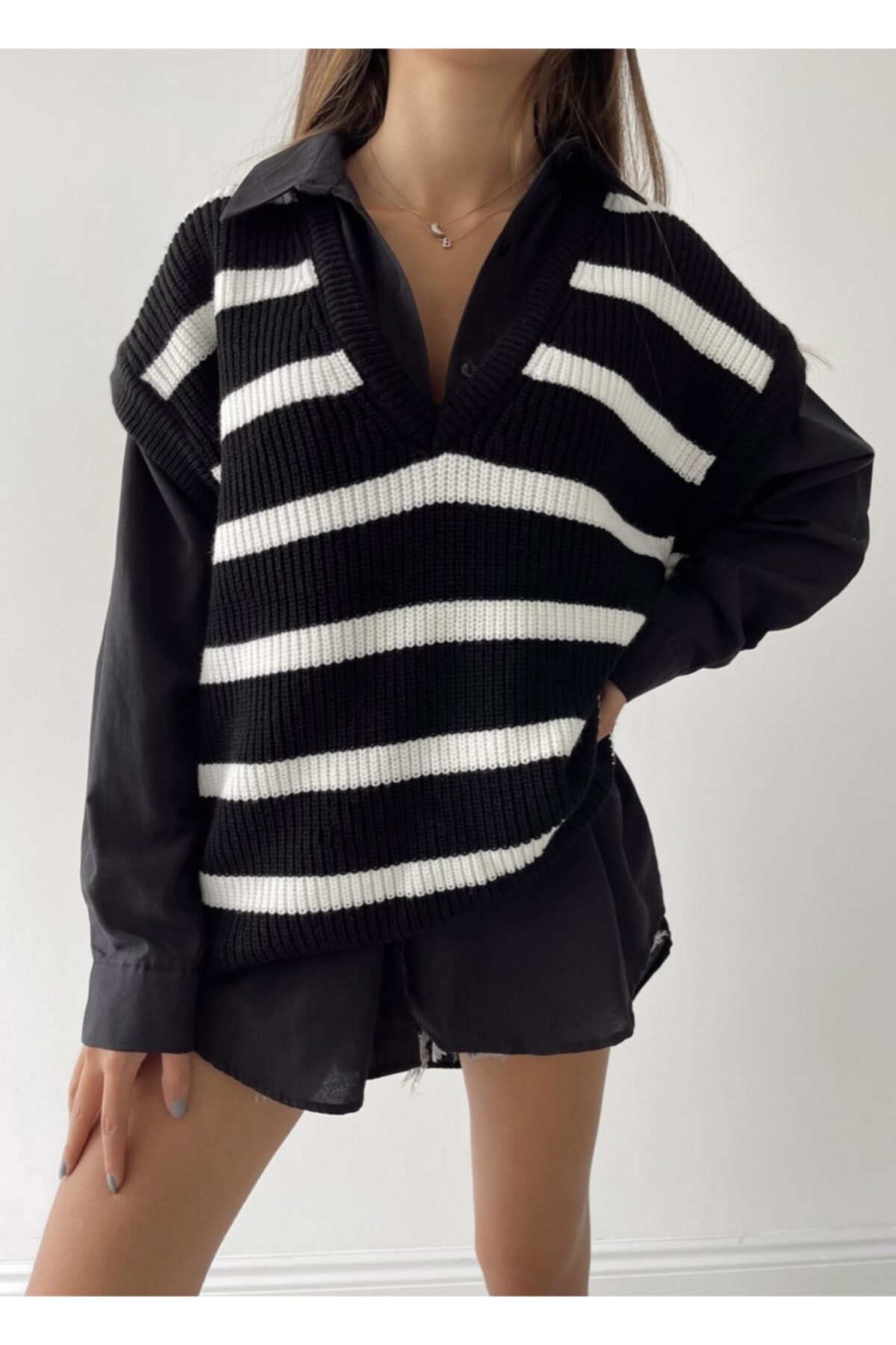 DİMMİ WOMEN V Yaka Yan Çizgi Örme Süveter