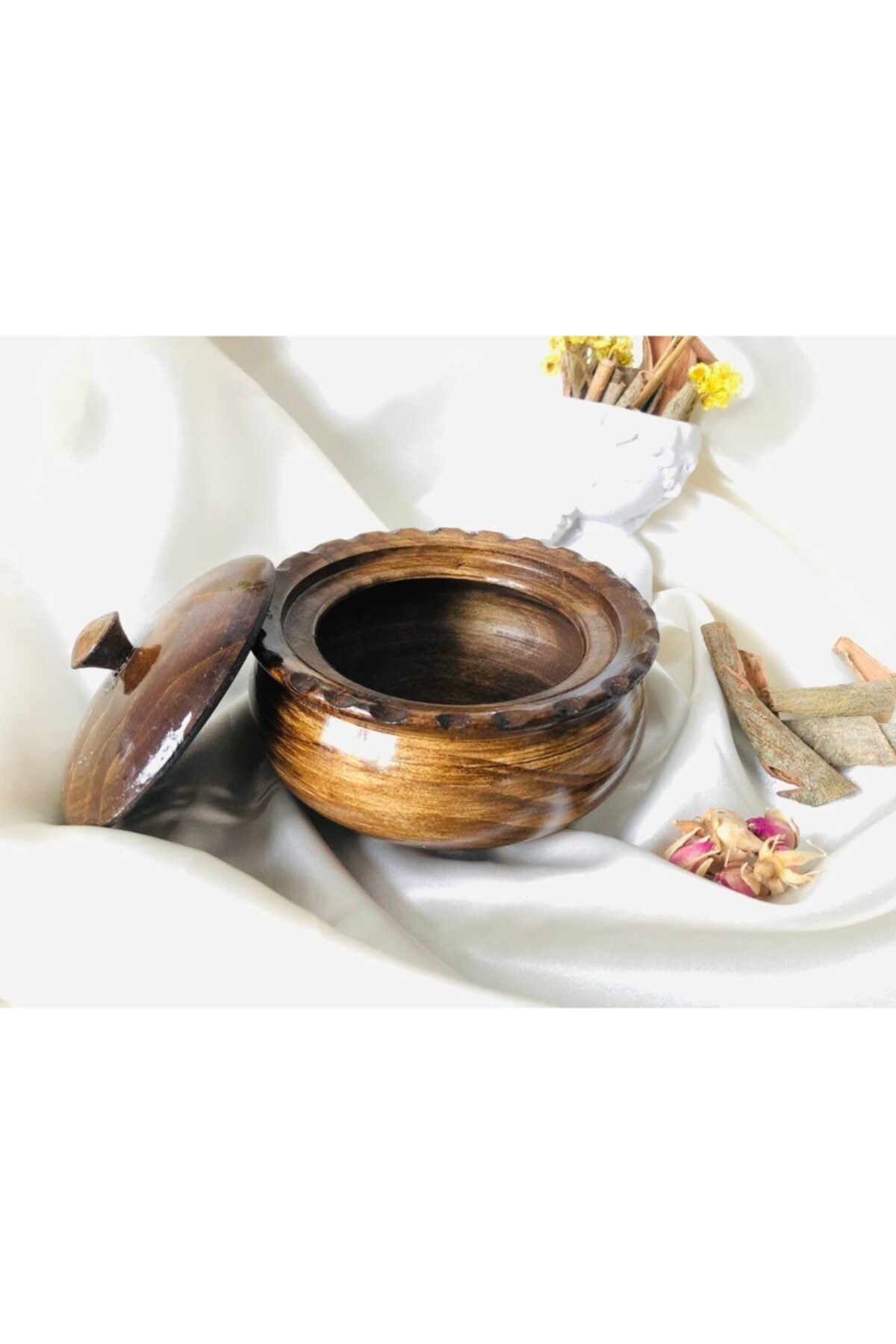 Adil Baba Doğal Ahşap Baharat Kabı Kapaklı Şekerlik 12 X 6 cm