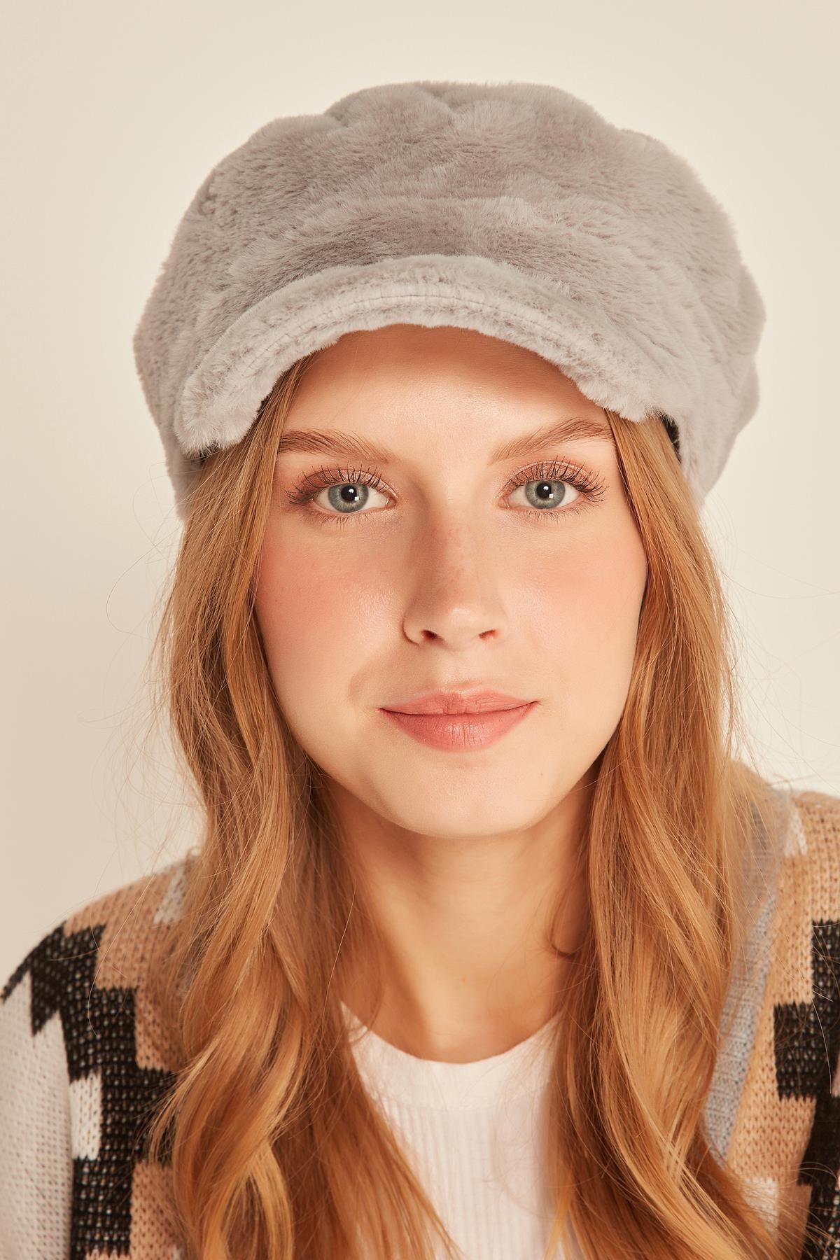 YLondon 14161 Gri Peluş Kasket