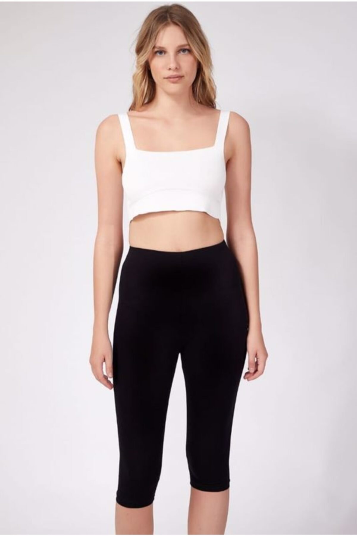 BASUT Kadın Siyah Likralı Diz Altı Tayt