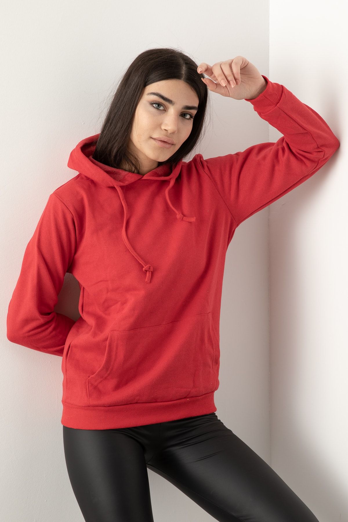GİYSA Kadın Iki Iplik Kapüşonlu Kanguru Cep Kırmızı Sweatshirt