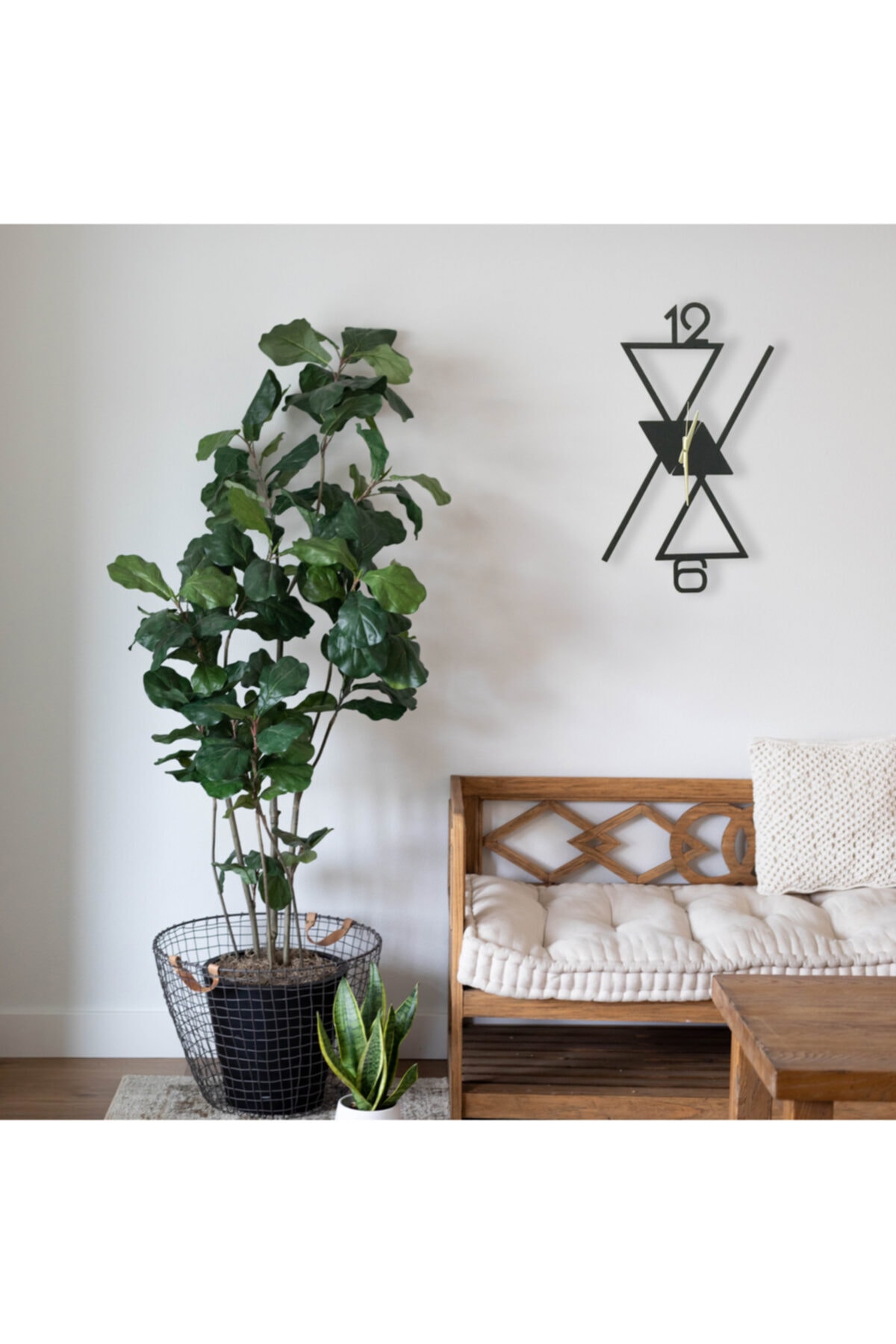 karaen - Triangular Dekoratif Metal Duvar Saati 42x70 Cm