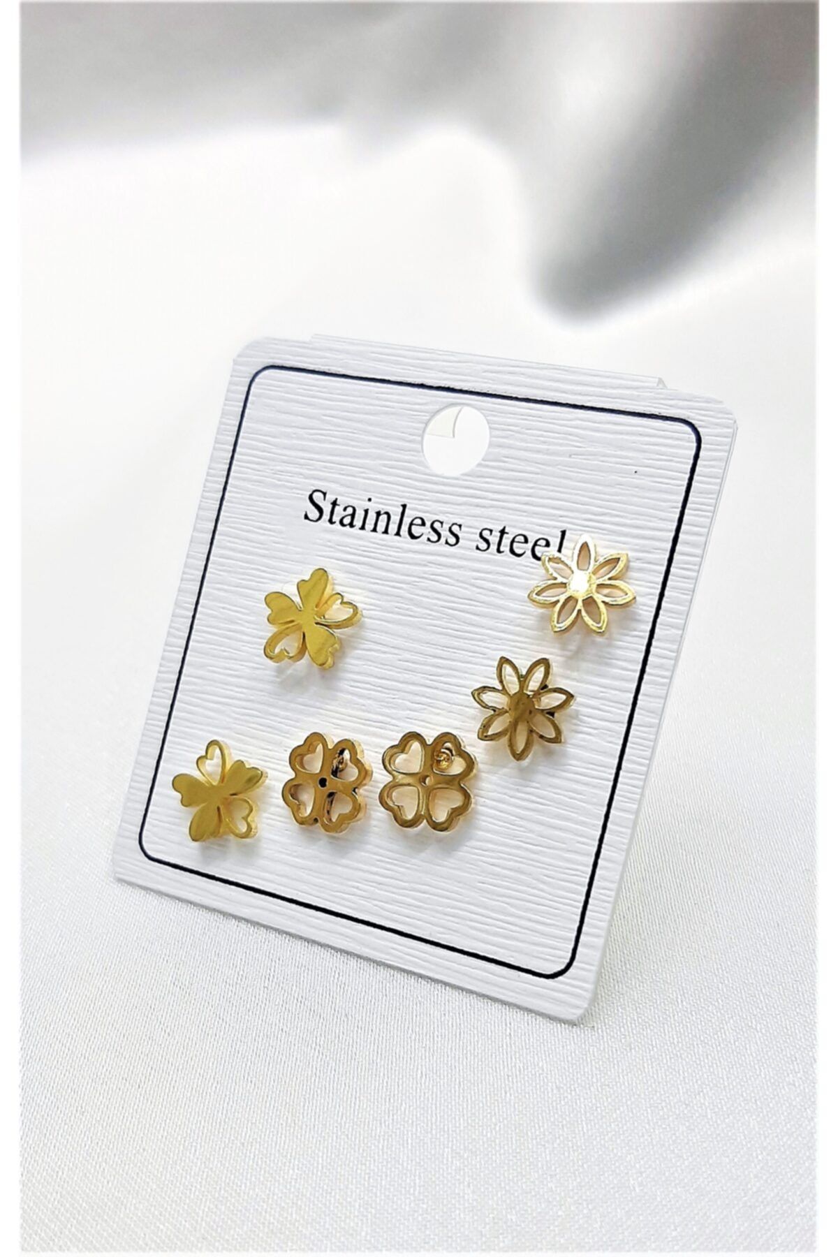 TÜKKAN ACCESSORİES Gold Kaplama 316l Cerrahi Çelik Yonca Papatya Çiçek Figür 3 Çift Vip Seri Küpe