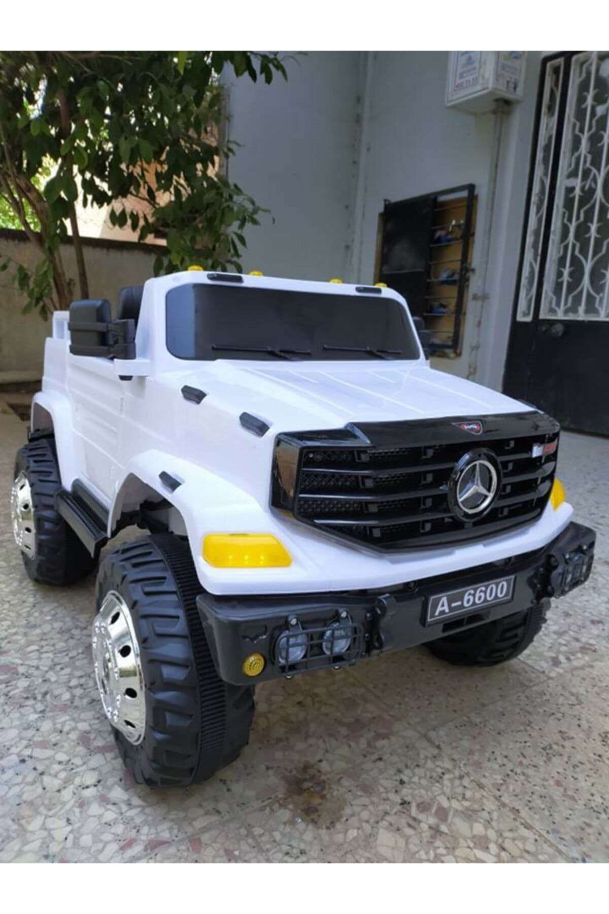 SUATESÇOCUKOTOGALERİSİ Unımorg Merceds Akülü Araba 12 Volt Kumandalı