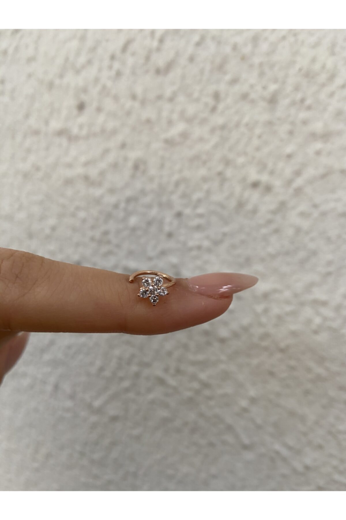 TAKIKRALI 08mm Çiçek Detaylka Rose Halka Burun Ve Kulak Için Piercing