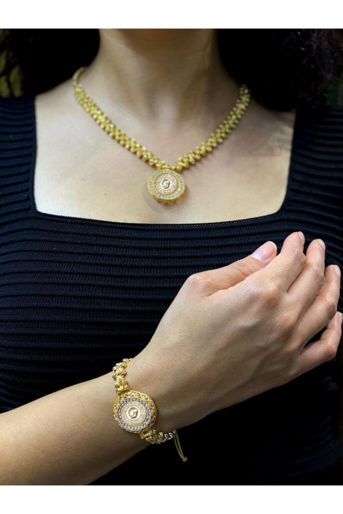 UKBA GOLD 8 Ayar Altın Baskı Çeyrekli Dorika Toplu Kombin