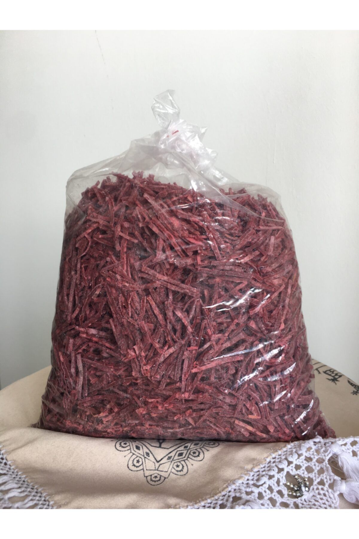 RAeMarket Kastamonu Ev Yapımı Siyez Unlu Kırmızı Pancarlı Erişte (ihsangazi Yöresi) – 500 Gr