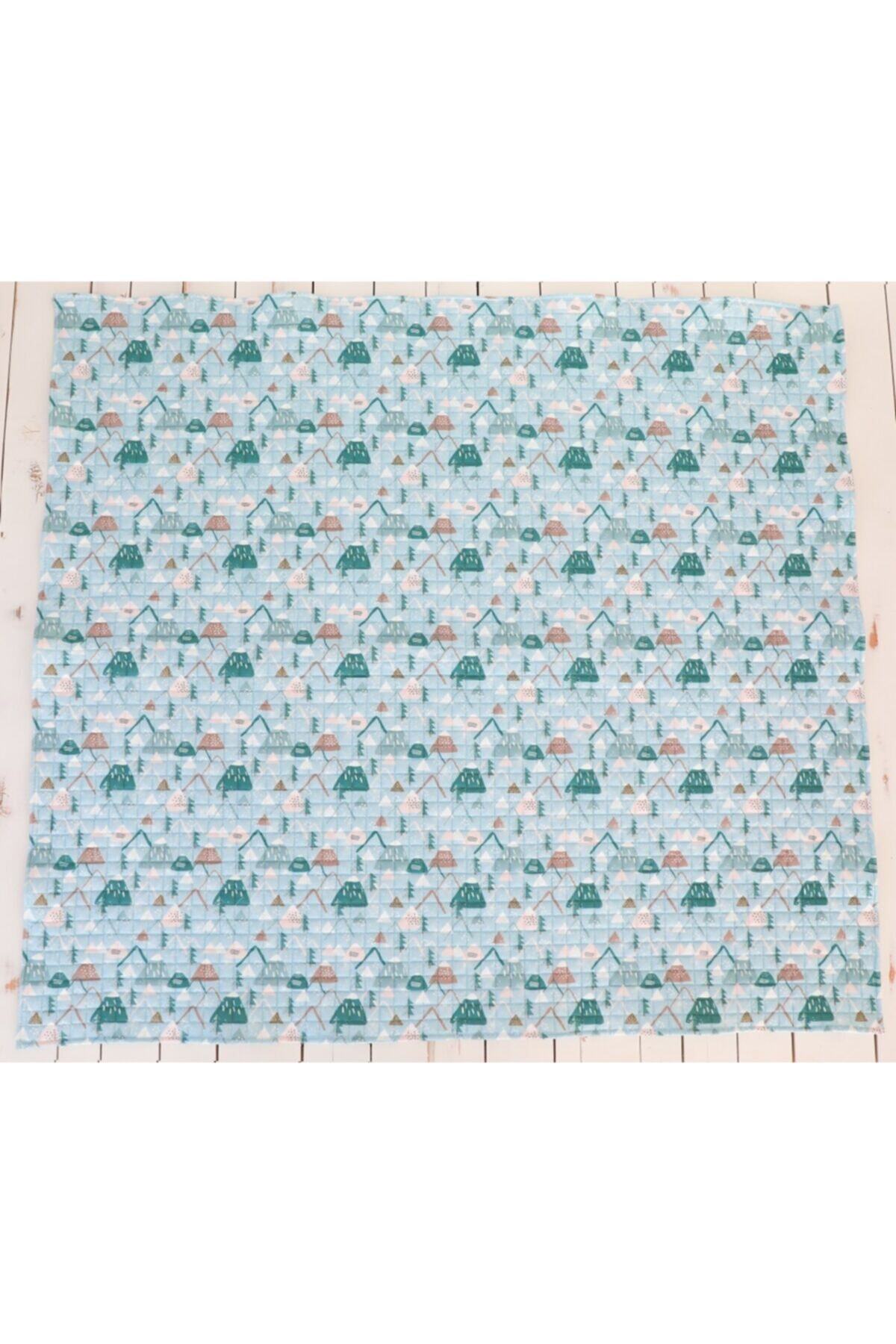 happy & trendy Snowy Mountains Oyun Halısı