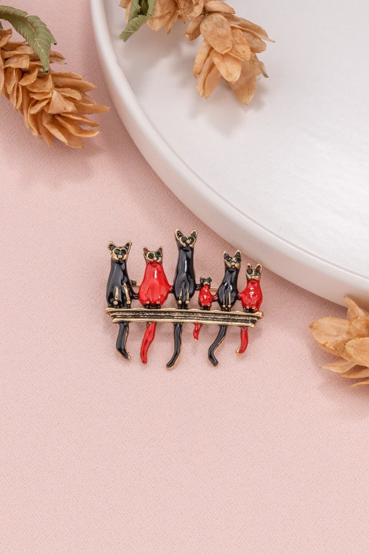 Sacha Accessories Kedi Figürlü Broş