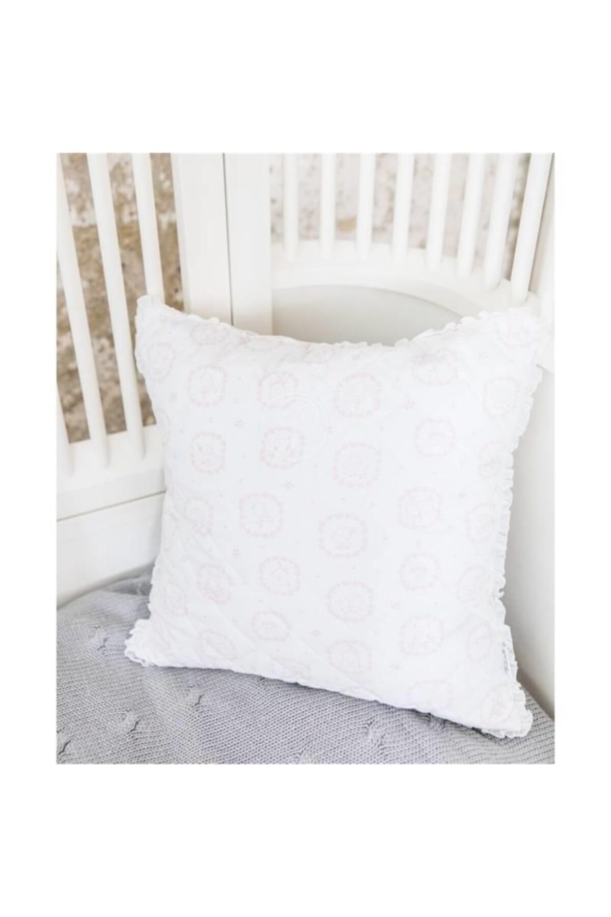 POETREE KIDS Pembe Nakışlı Kapitone Dekoratif Yastık