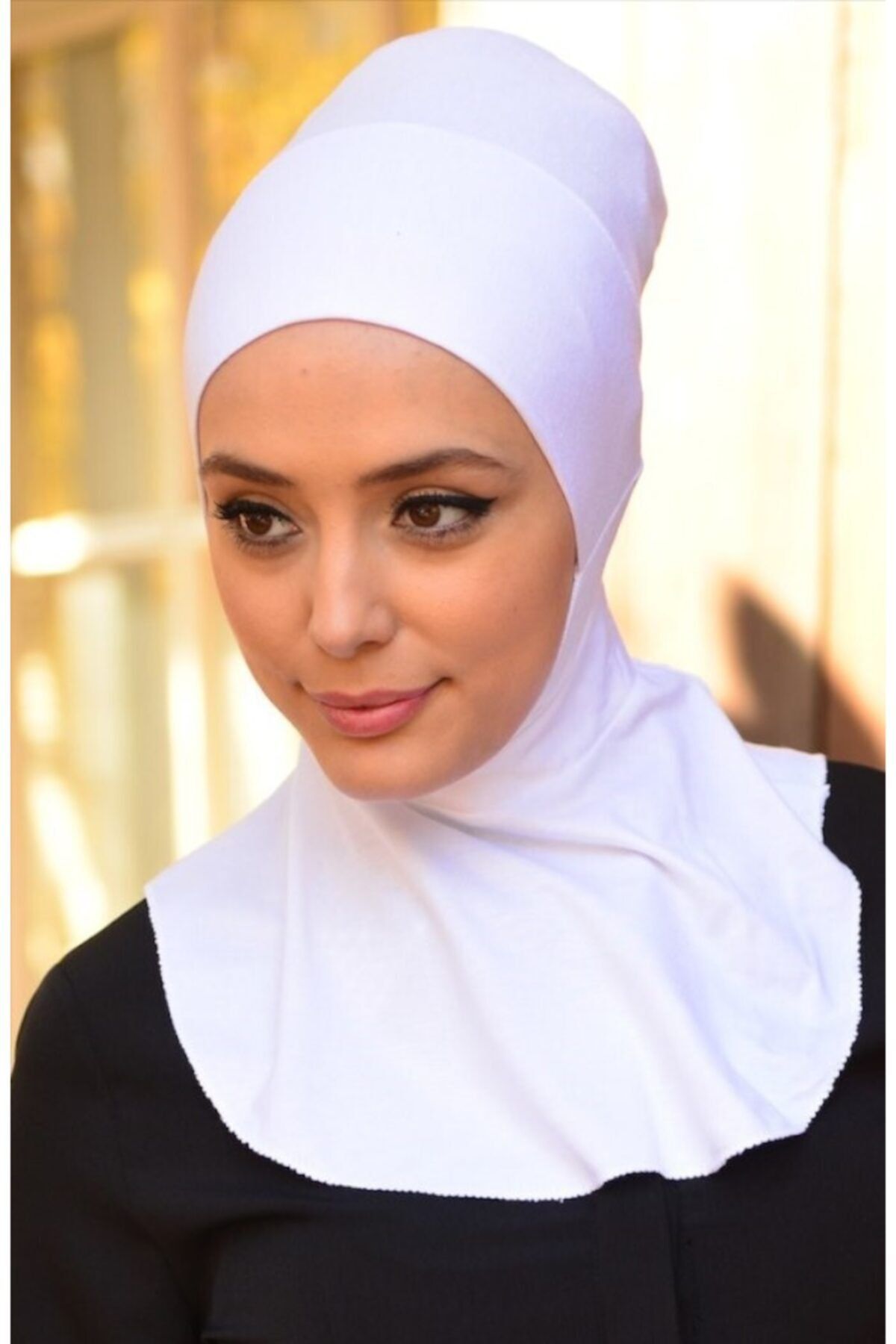 Mihrimah Boyunluklu Bone Beyaz