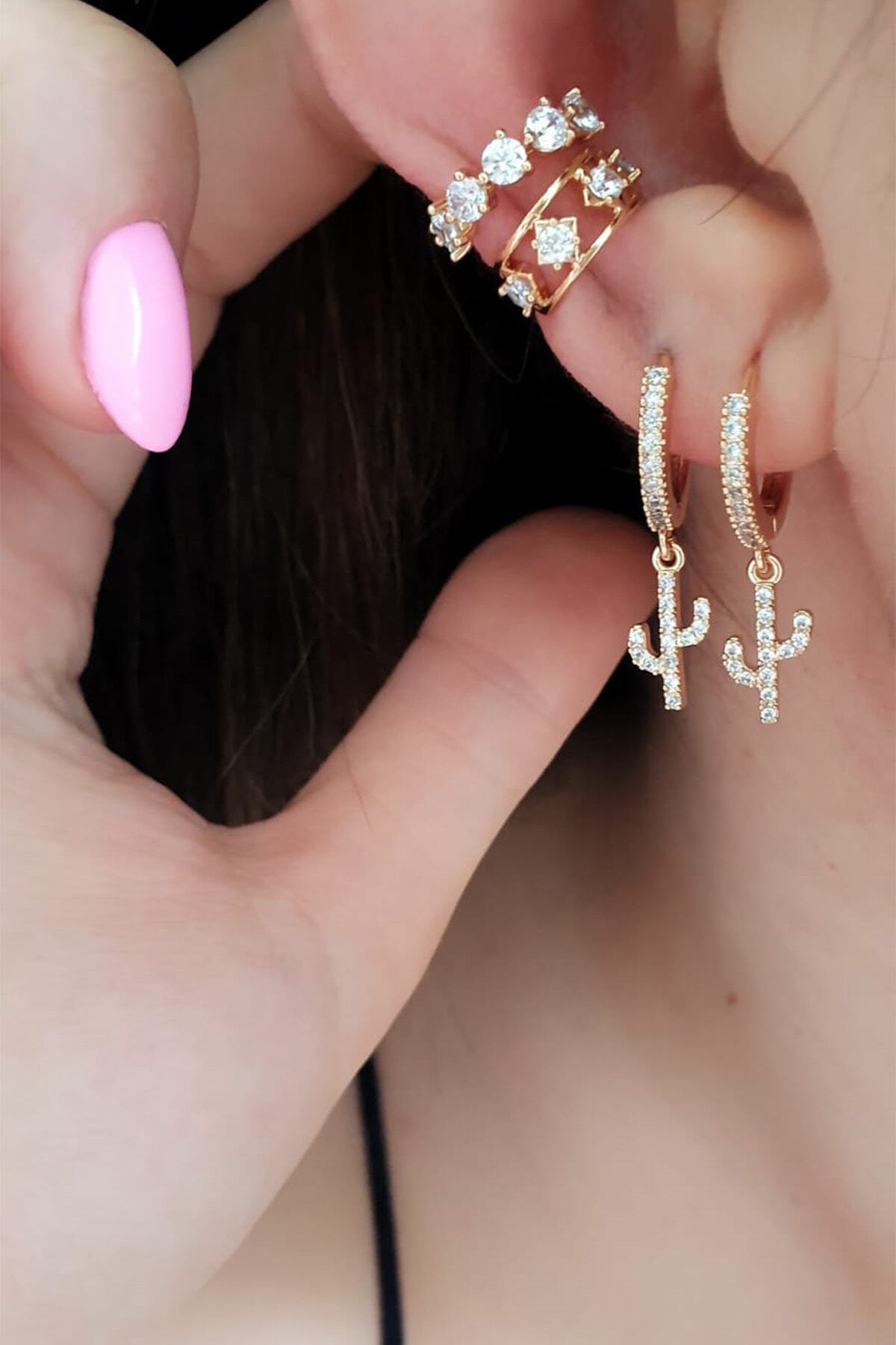 BUNNY Queen's Stones Altın Kaplama Şıkıştırmalı Kıkırdak Küpe