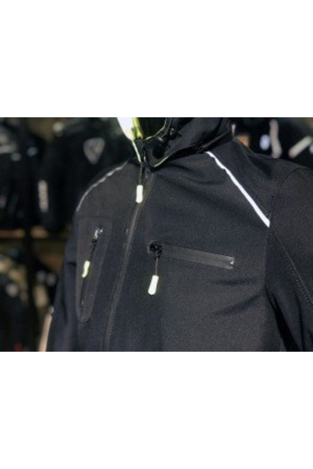 Vexo Siyah Taycan Softshell Mont