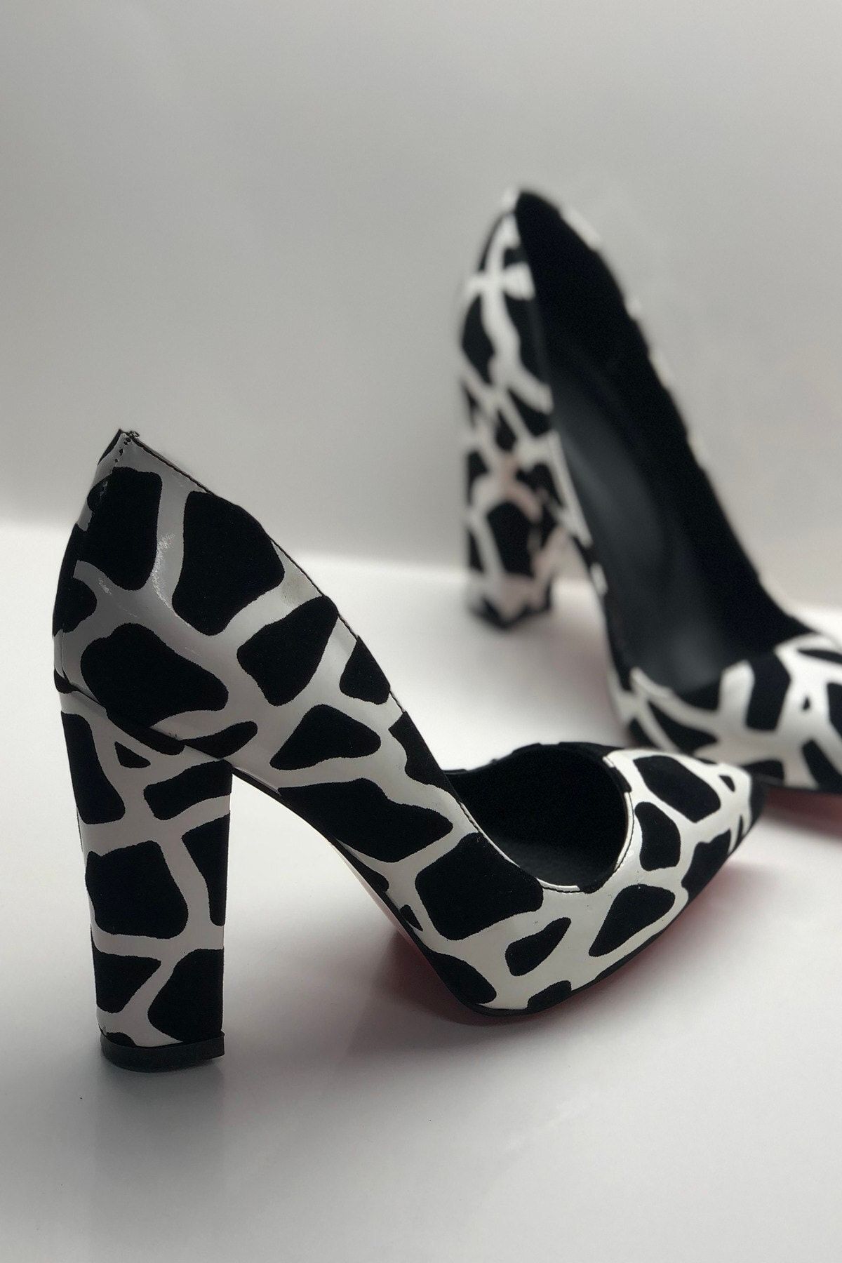 HAYYSHOES Kadın Dalmaçyalı Stiletto Kalın Topuklu Ayakkabı