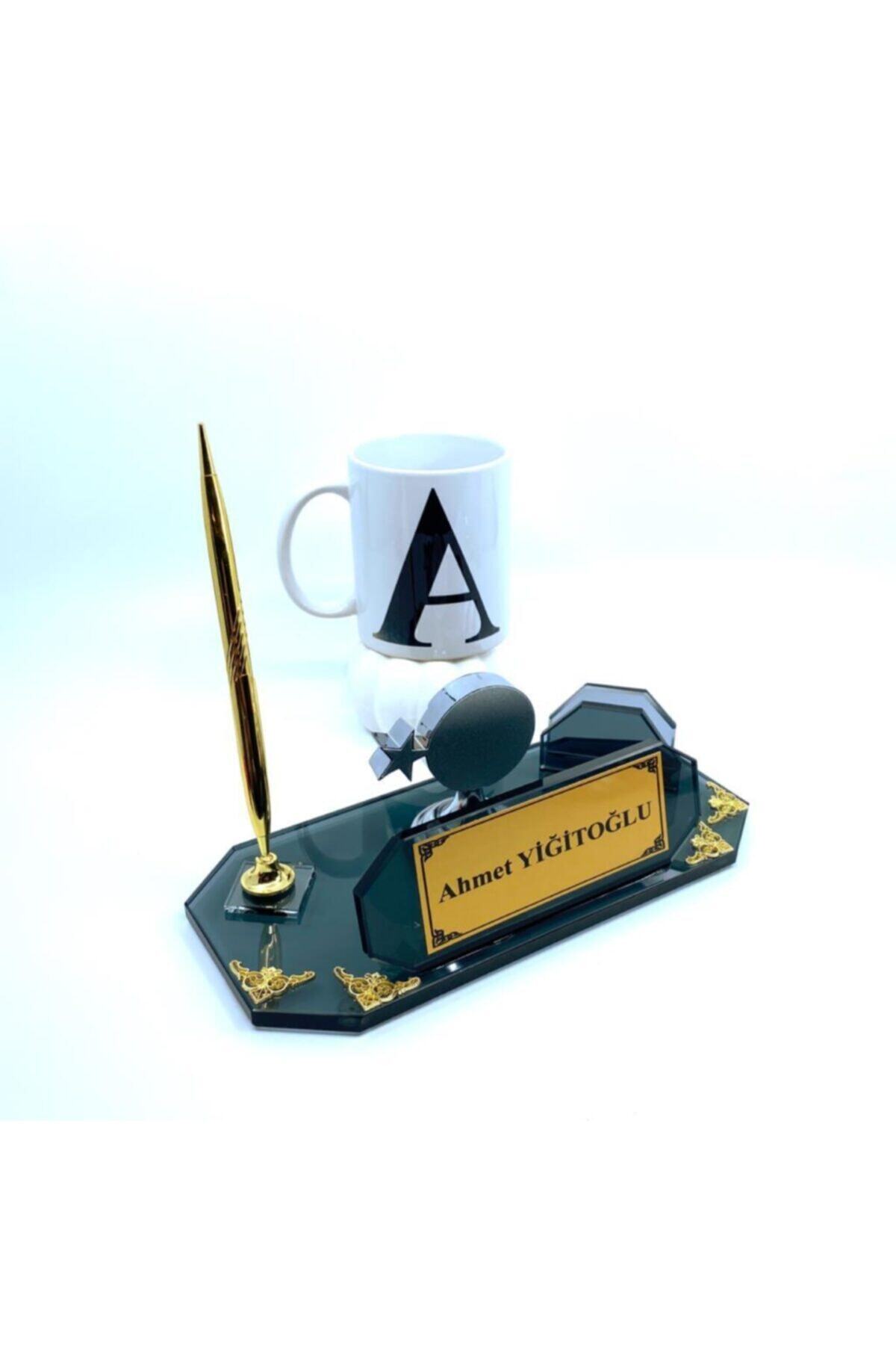 YİĞİTOĞLU DESIGN Premium Özel Tasarım Cam Masa Isimliği O85