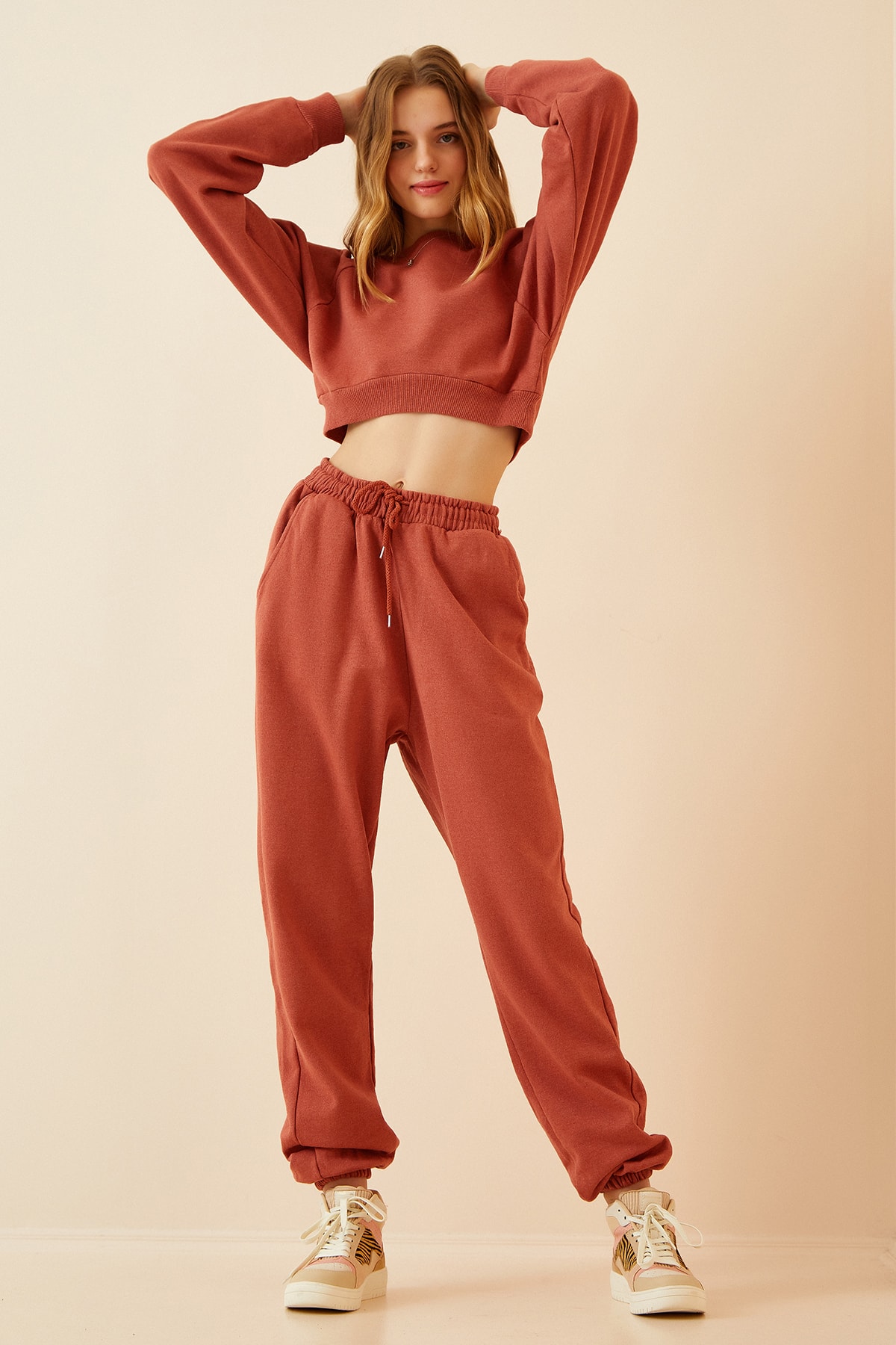 Happiness İst. Kadın Kiremit Şardonlu Eşofman Takımı US00728