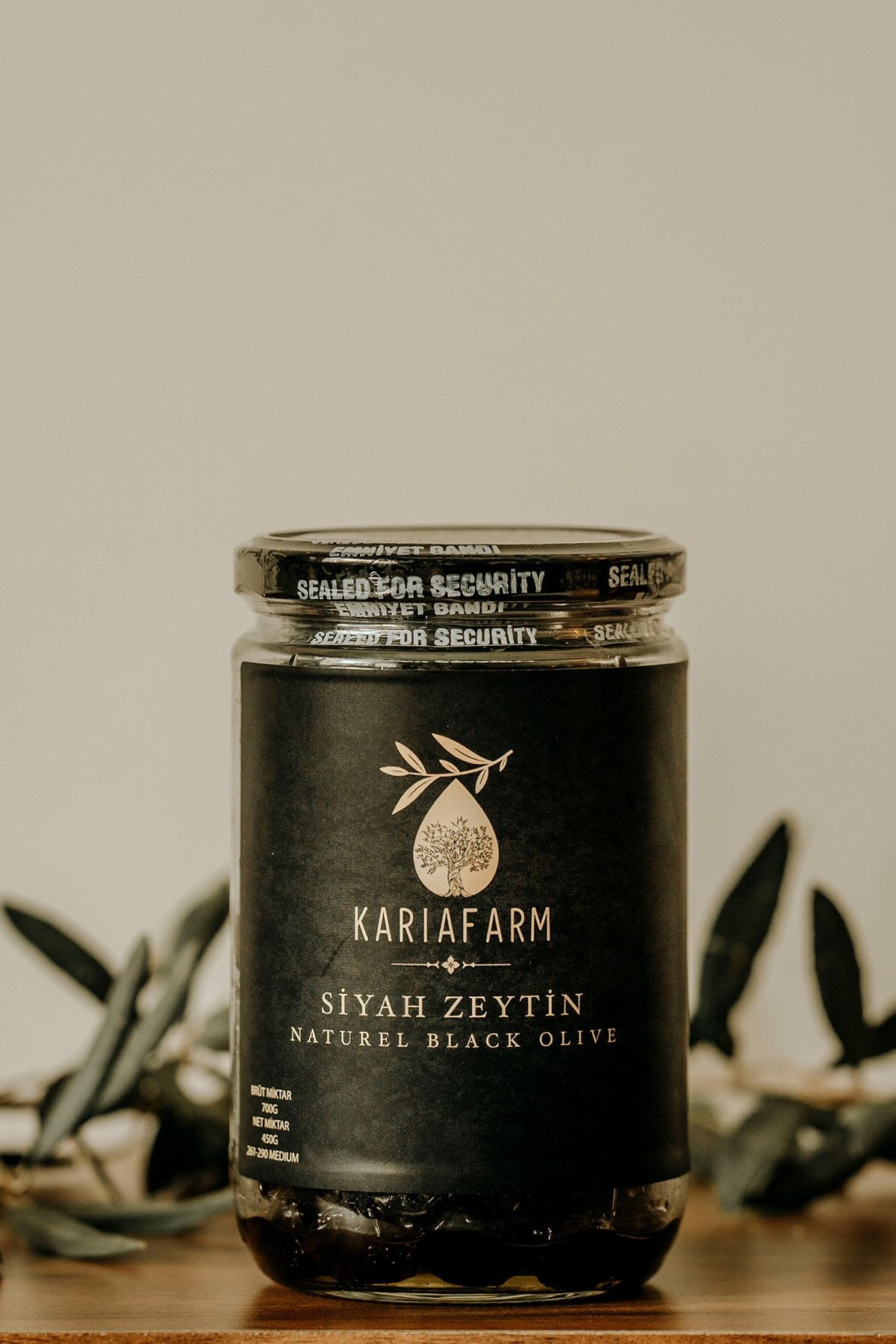 Kariafarm Zeytinyağlı Siyah Zeytin 700 gr Net 400 gr