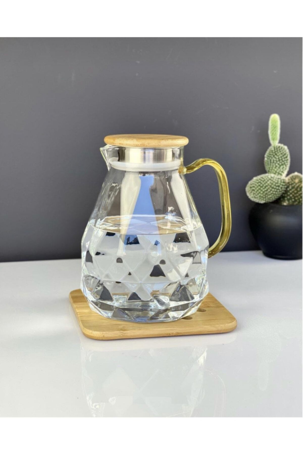 Arow  Dubai Borosilikat Ateşe Dayanıklı Cam Sürahi Gold Kulp 1800ml