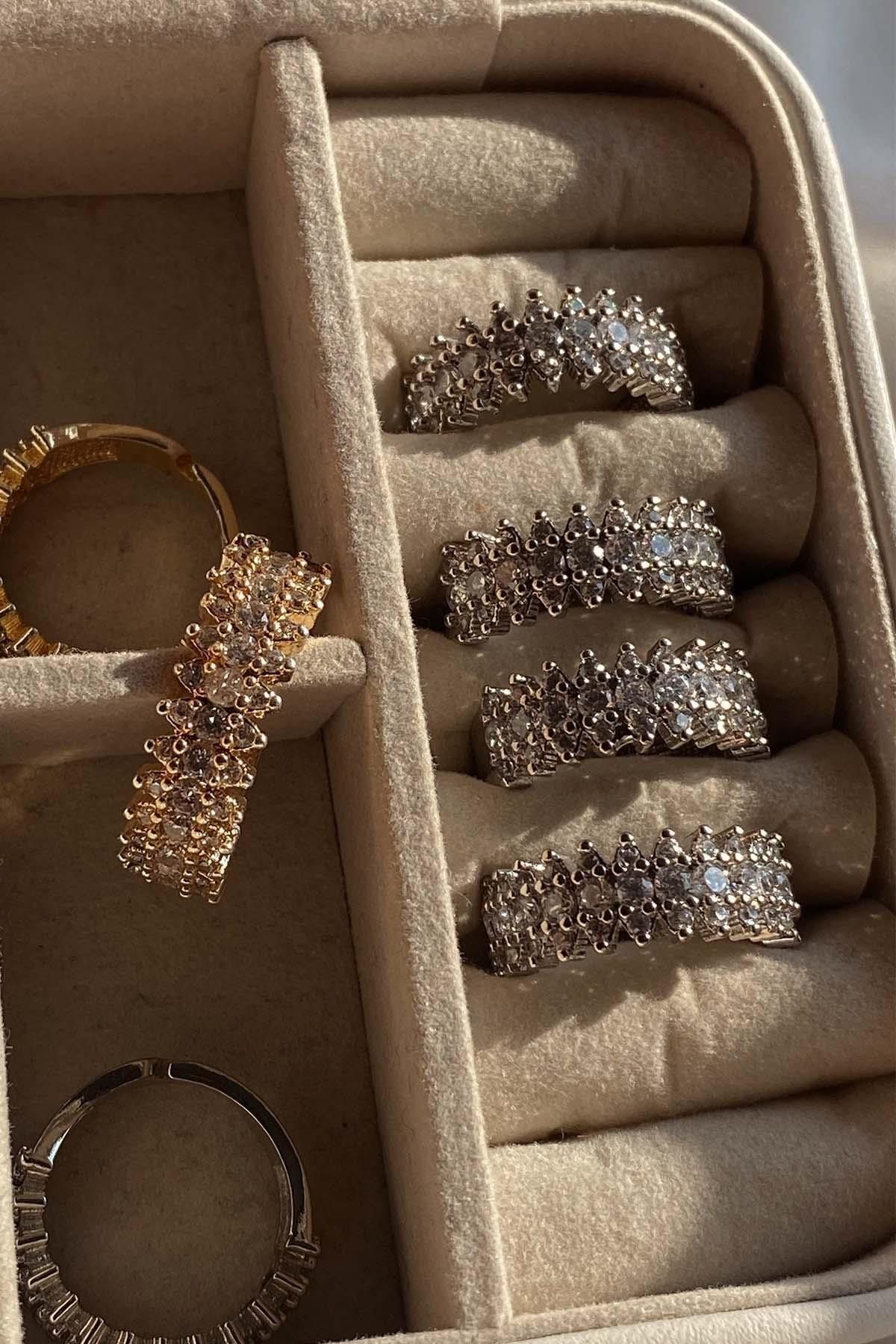 Amoreist Amore.ist Indispensable Tırtık Taşlı Silver Yüzük