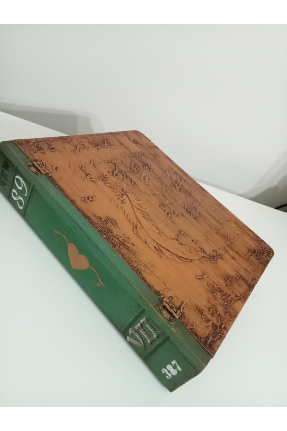 IremTasarimAtolyesi Dekoratif Kitap Kutu Büyük Boy Ahşap El Boyama Vintage