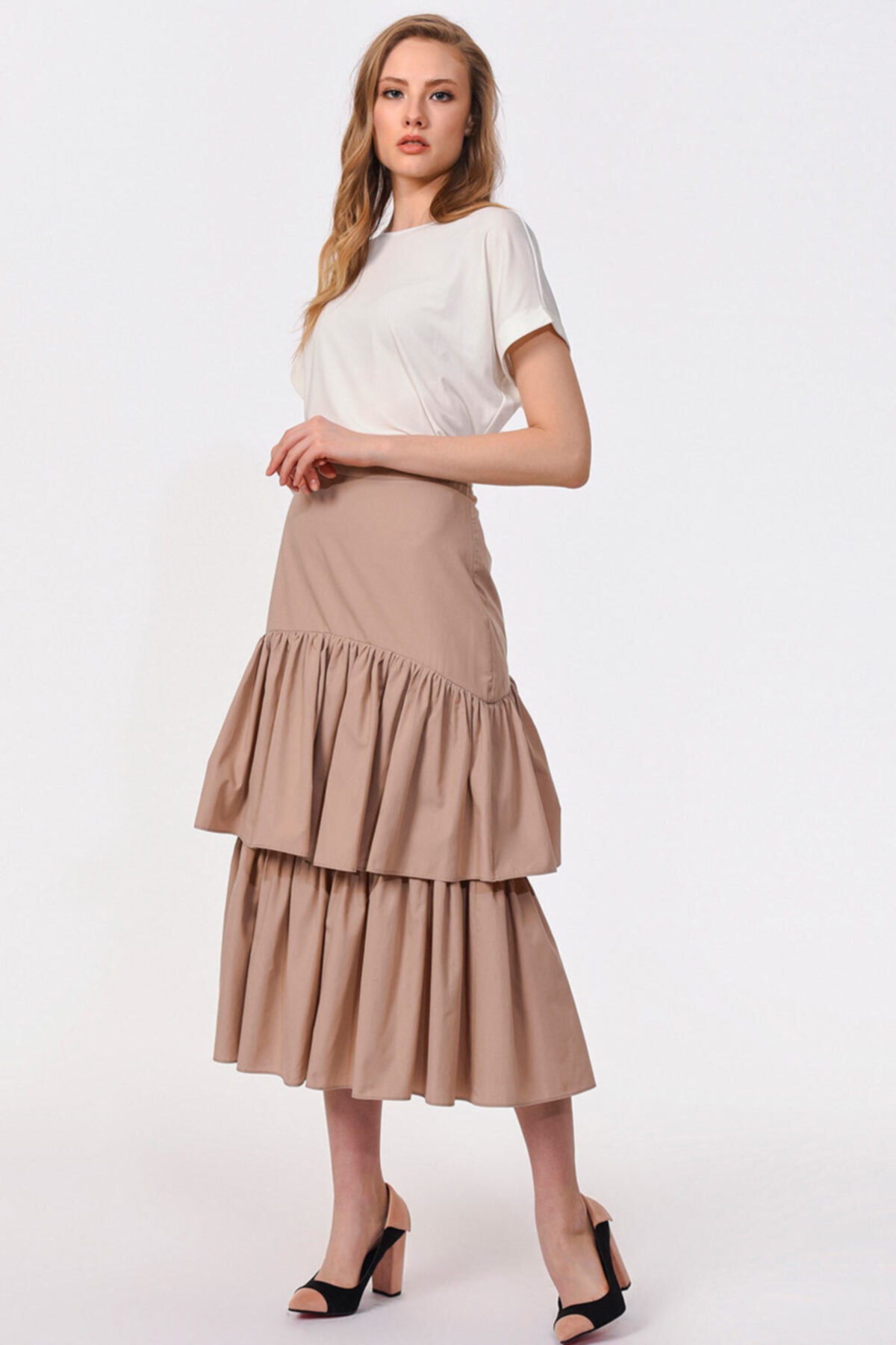 Mizalle Fırfır Detaylı Poplin Etek (BEJ)