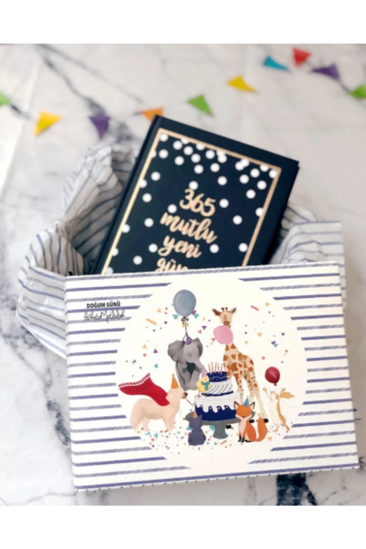 Bikutumutluluk Doğum Günü Kutusu Confetti Hediye Seti