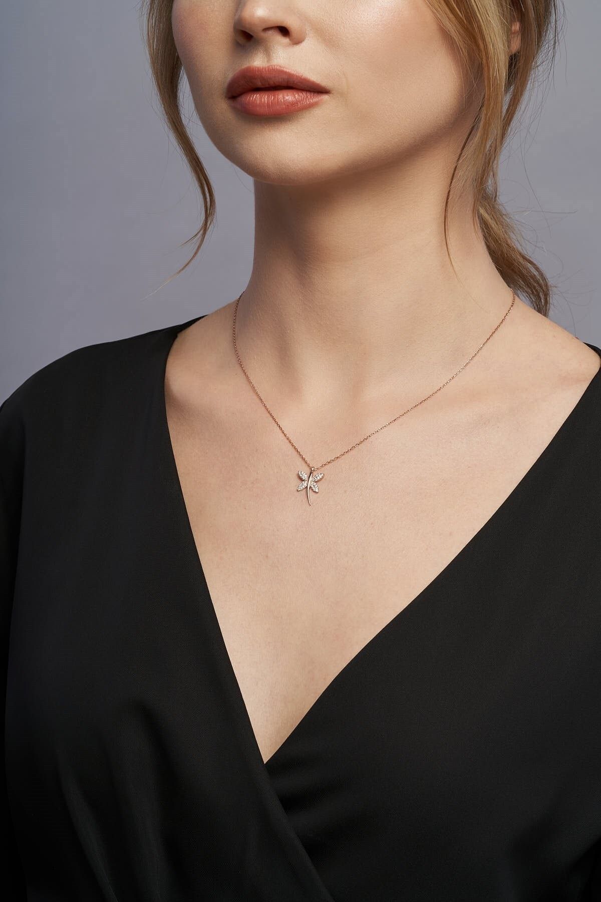 Jewelmim Taşlı Yusufçuk Motifli 14k Rose Altın Kaplama Gümüş Kolye